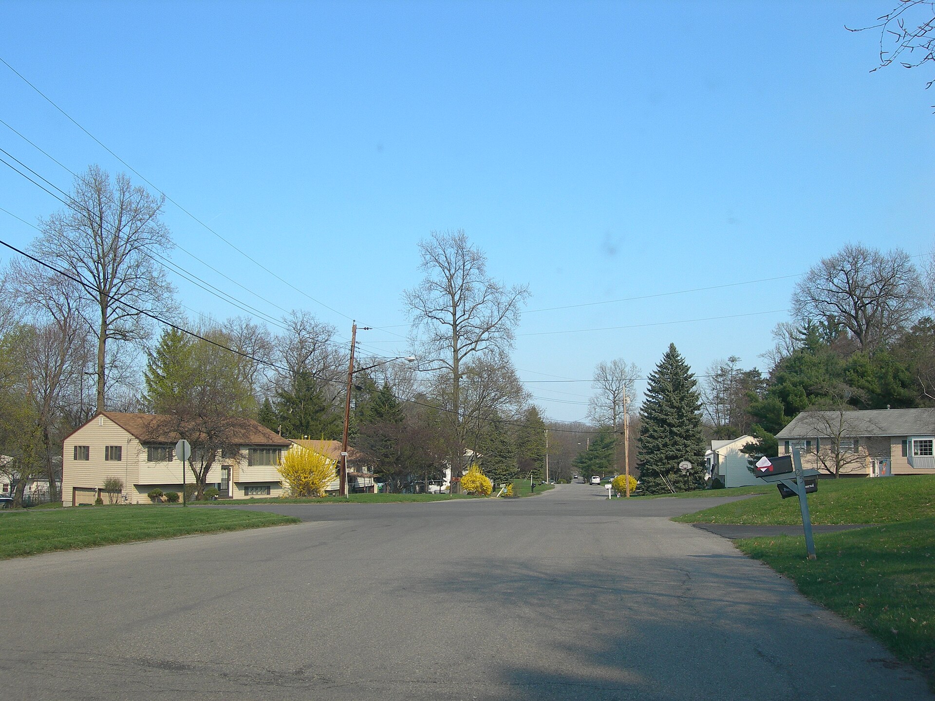 Crown Heights residential neighborhood, Town of Poughkeepsie, New York