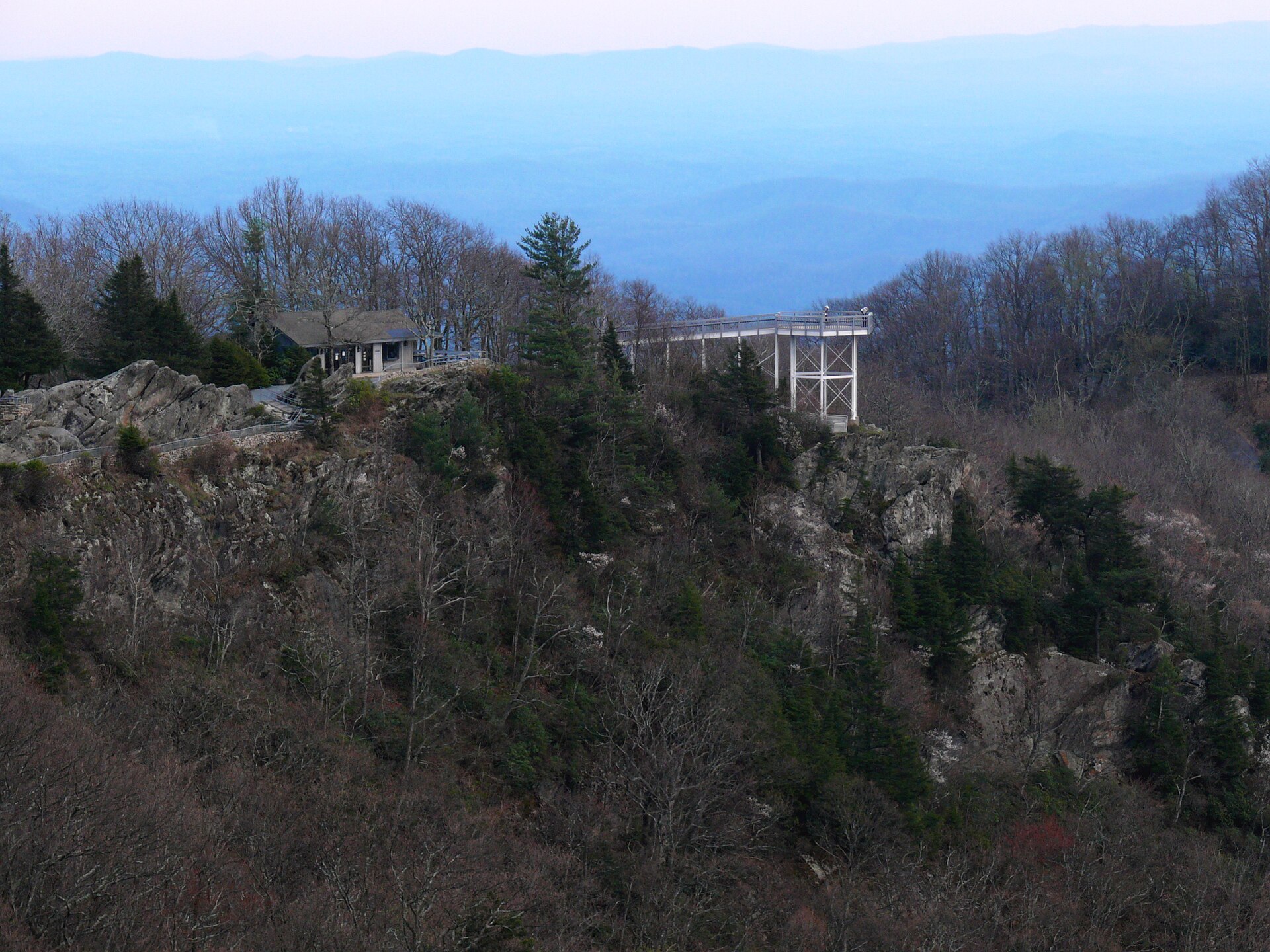 The cliffs, rocks, gift shop, and observation deck at Blowing Rock.Photo taken with a Panasonic Lumix DMC-FZ50 in Watauga County, NC, USA. — North Carolina