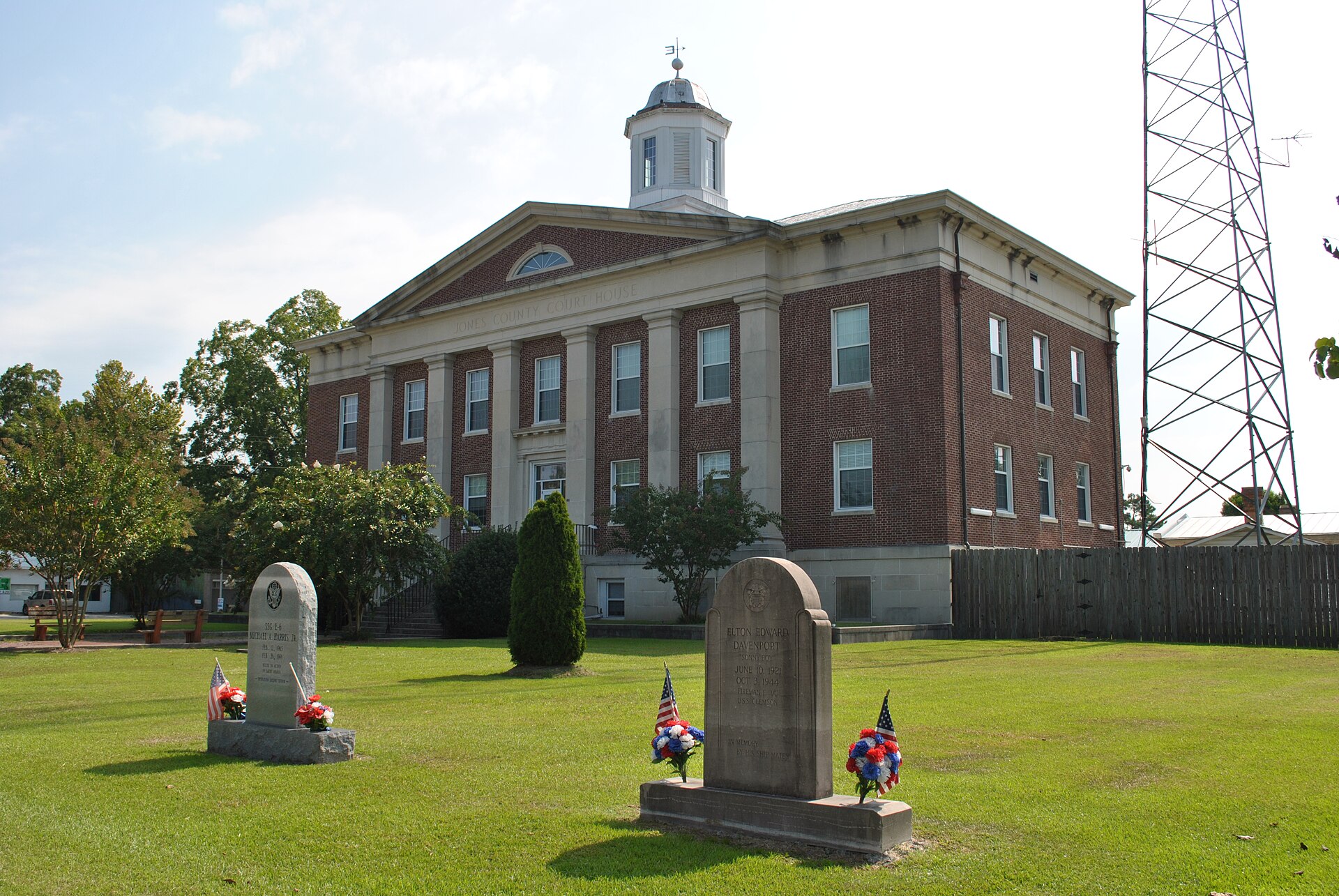 Jones County Courthouse Built by the WPA in 1939 August 2016 — North Carolina