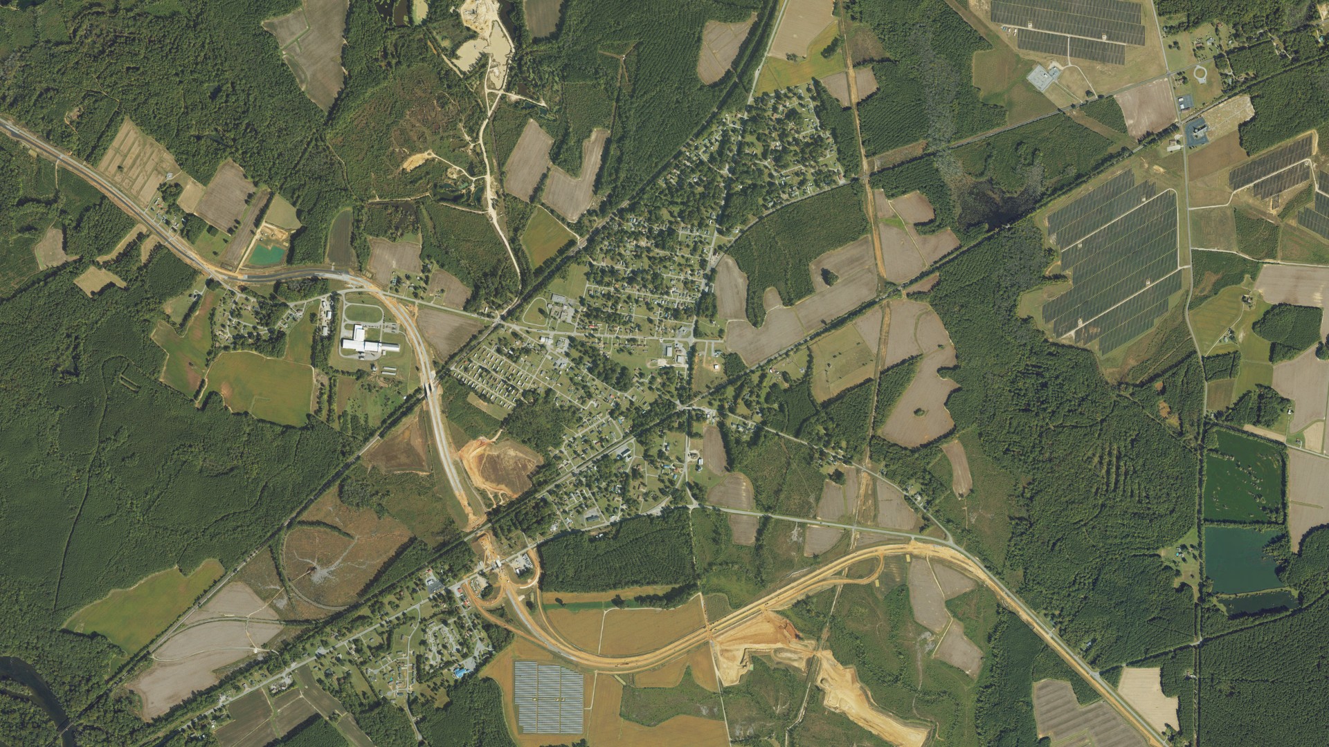 Natural-color aerial photograph of land around Garysburg, North Carolina