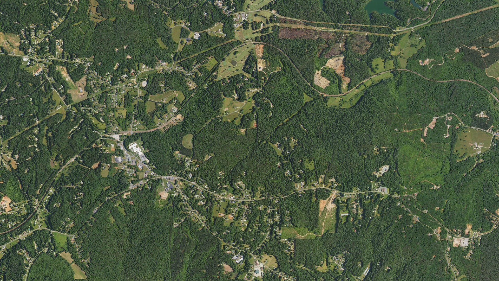 Natural-color aerial photograph of land around Nebo, North Carolina