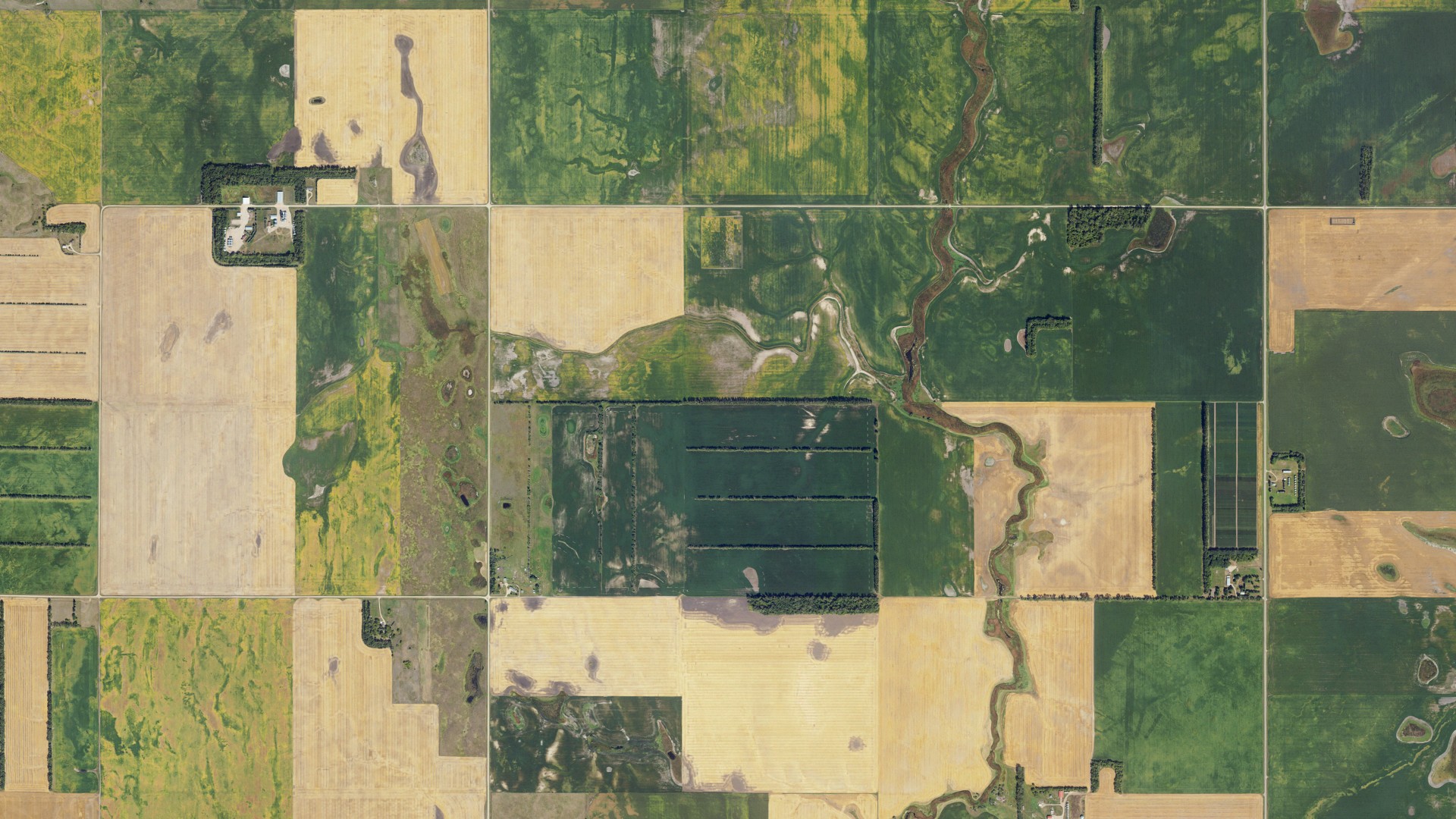 Natural-color aerial photograph of land around Getchell, North Dakota