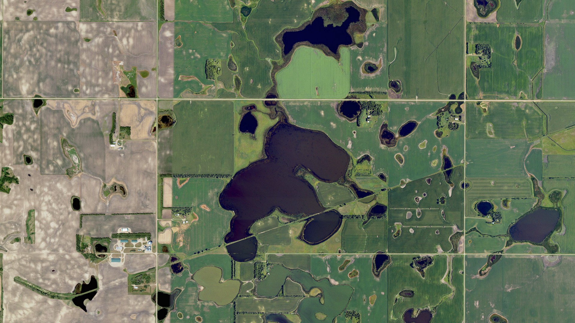 Natural-color aerial photograph of land around Thordenskjold, North Dakota