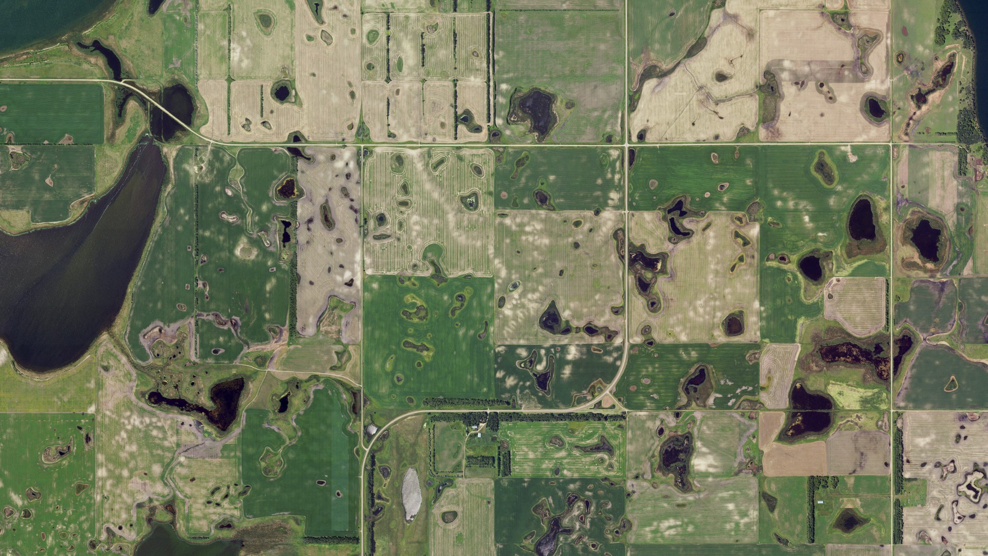 Aerial view of land around Lohnes, North Dakota