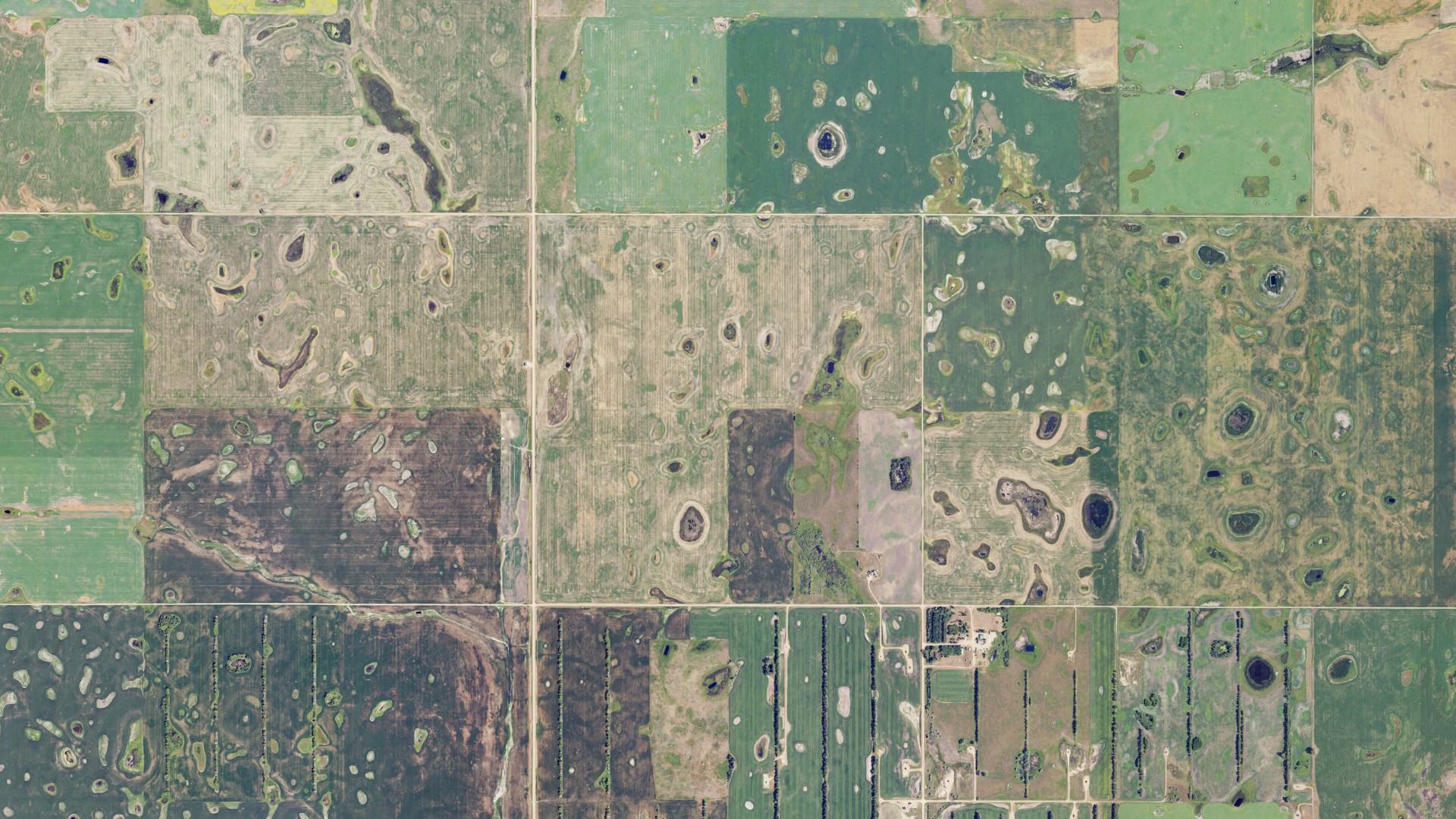 Aerial view of land around Wheaton, North Dakota