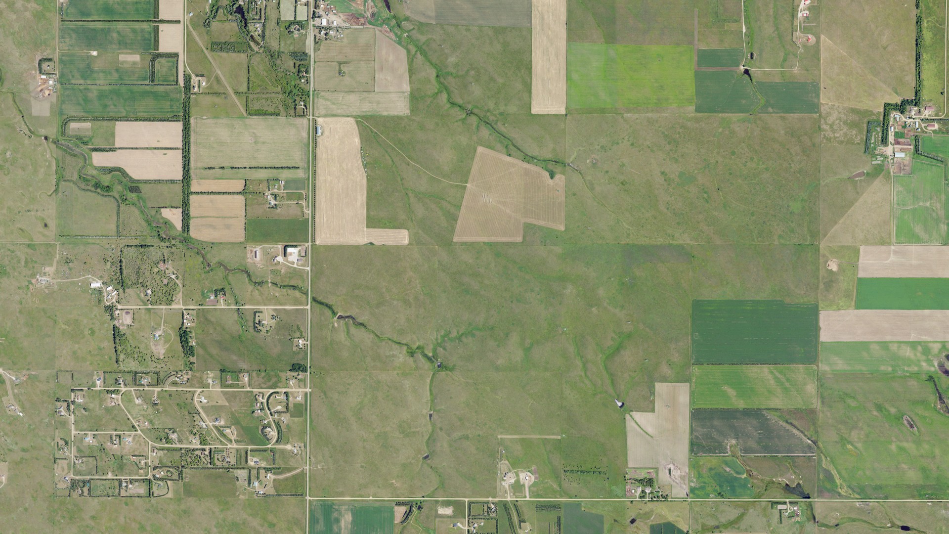 Aerial view of land around Apple Creek, North Dakota