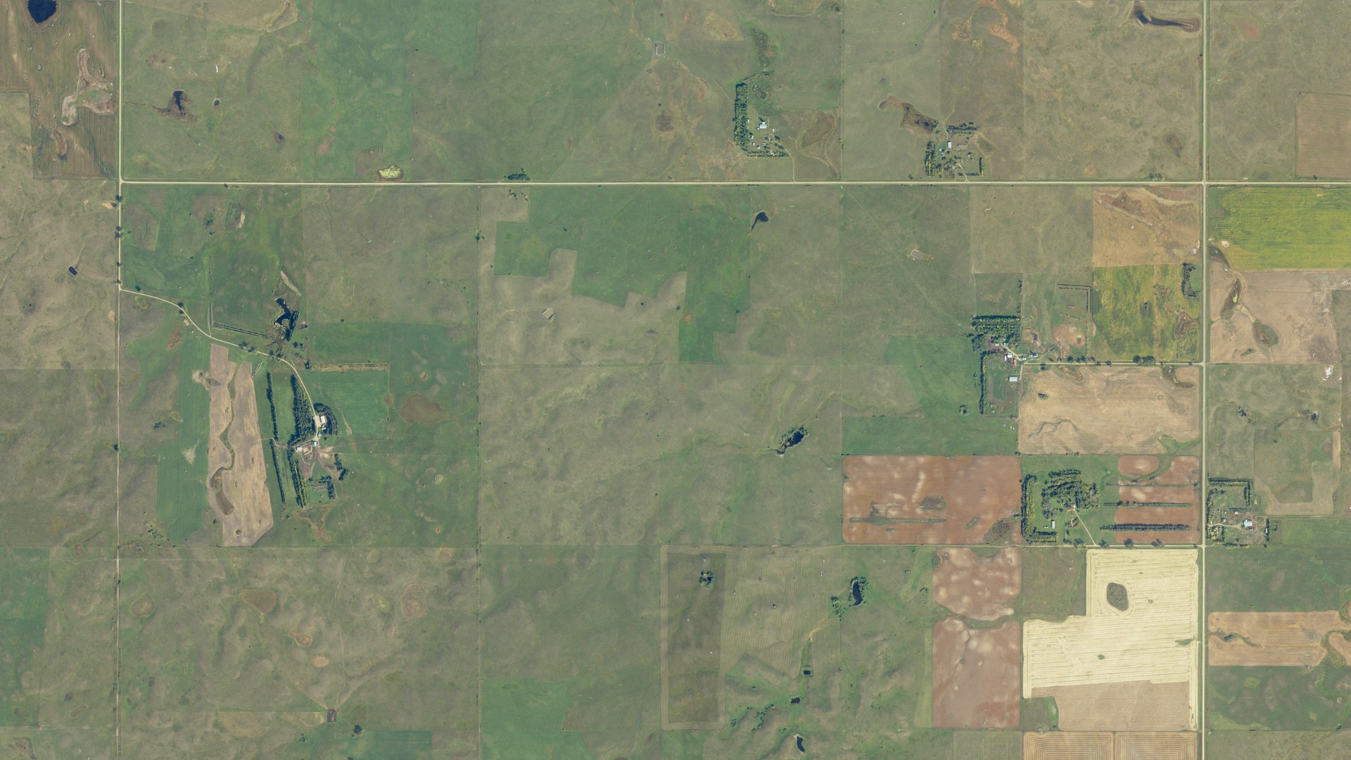 Aerial view of land around Harriet-Lein, North Dakota
