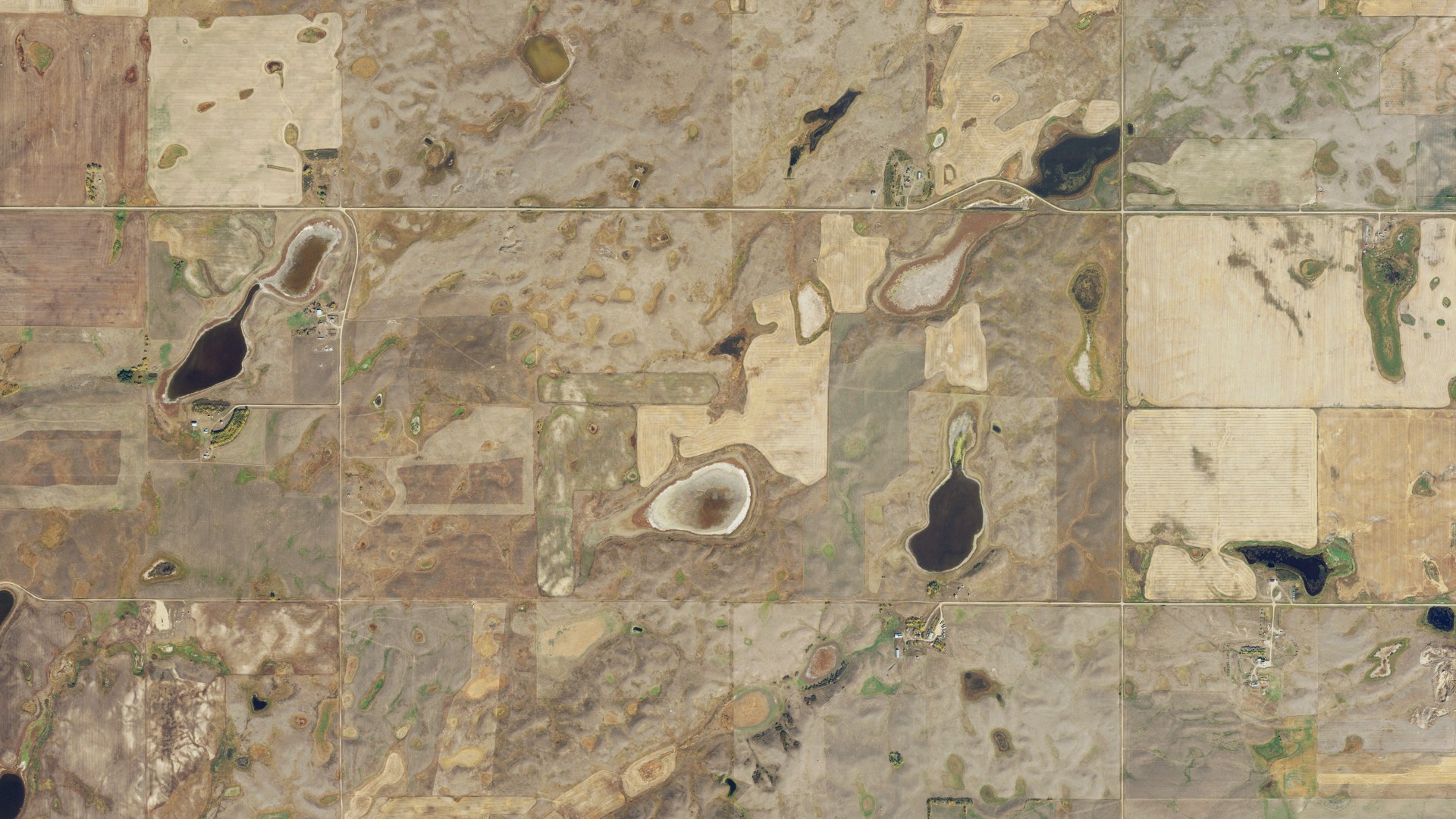 Natural-color aerial photograph of land around Lincoln Valley, North Dakota