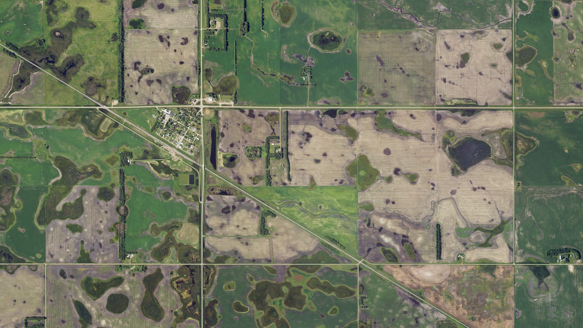 Aerial view of land around Glenfield, North Dakota