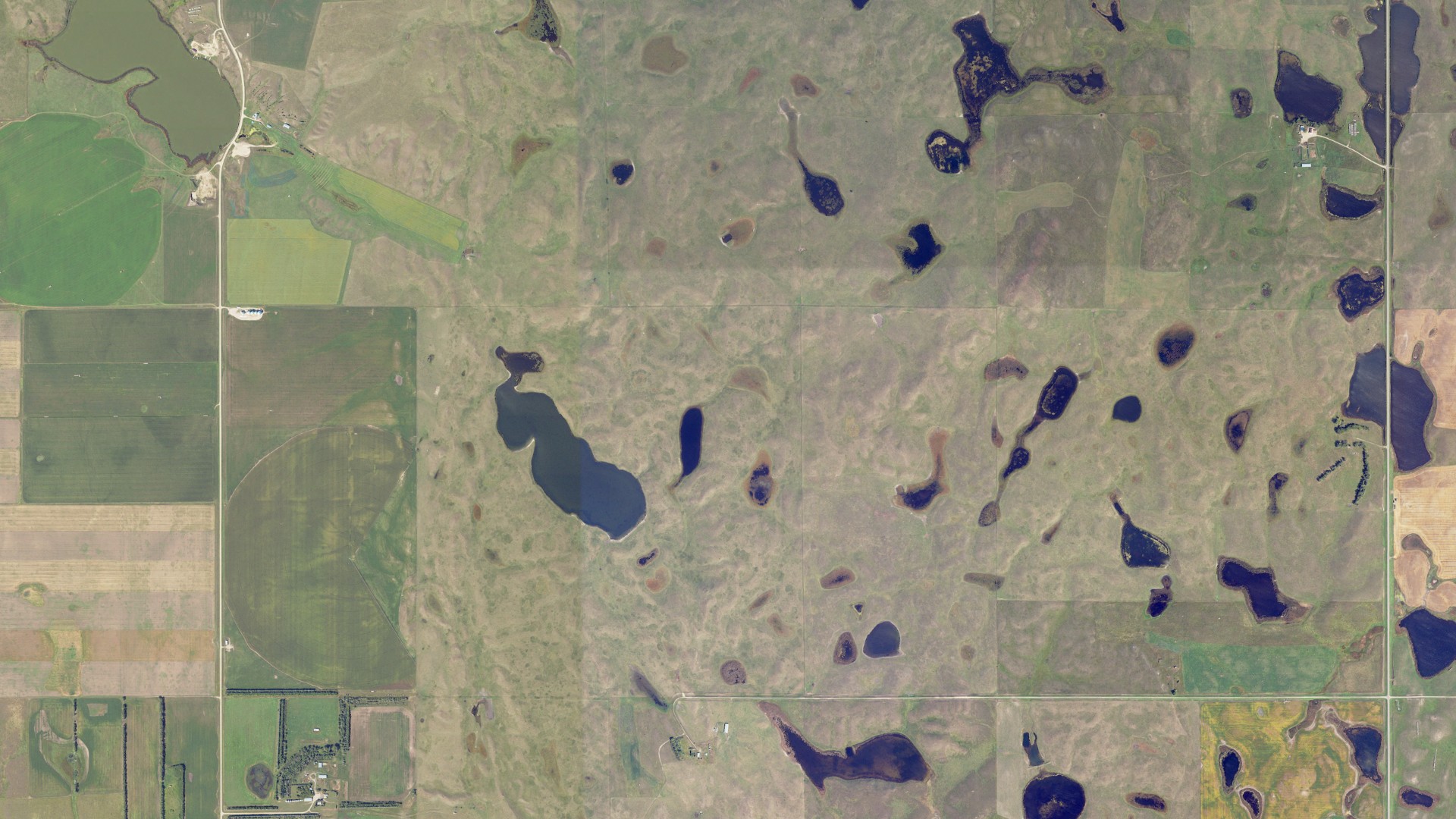 Aerial view of land around Frettim, North Dakota