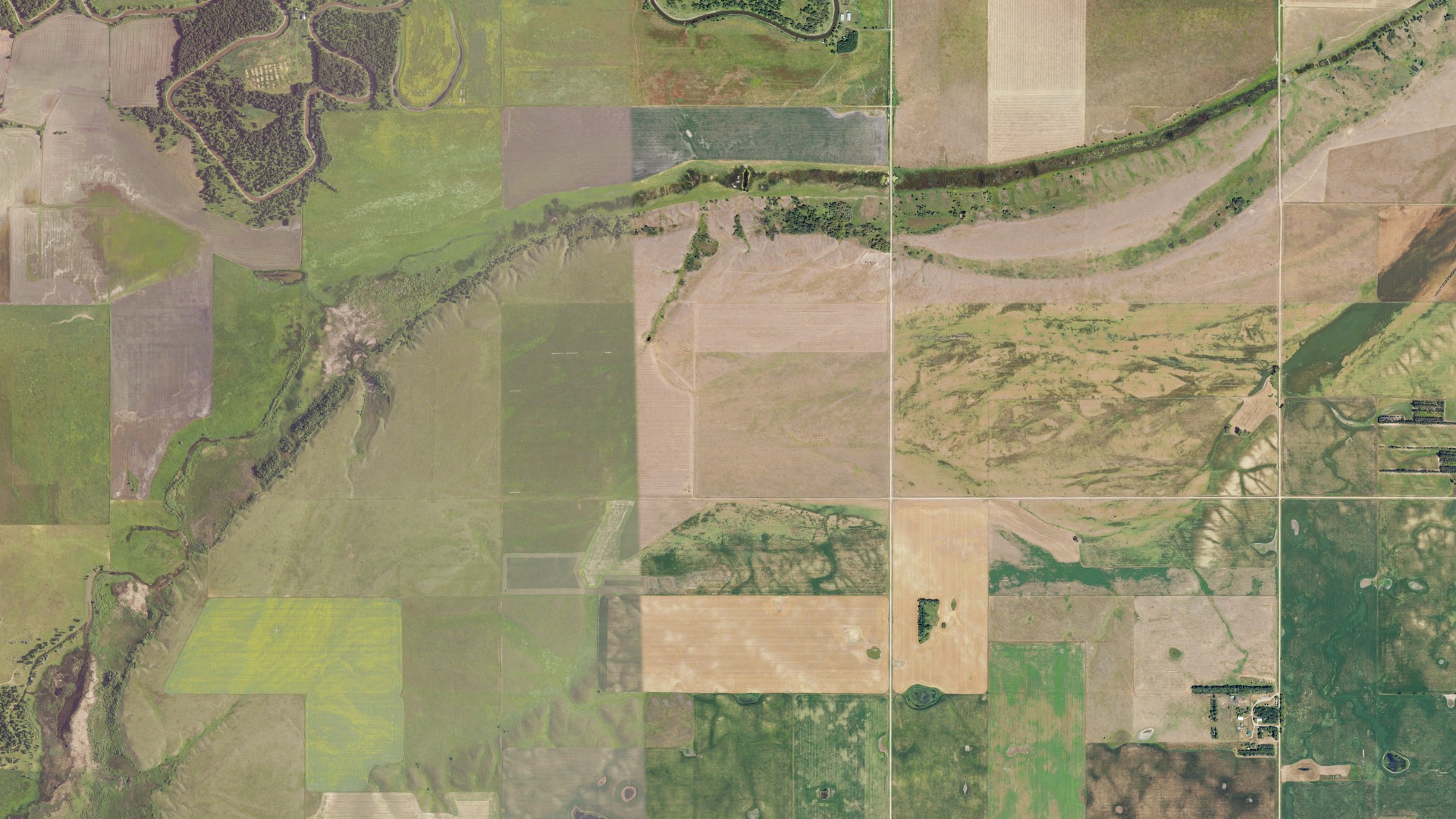 Natural-color aerial photograph of land around Falsen, North Dakota