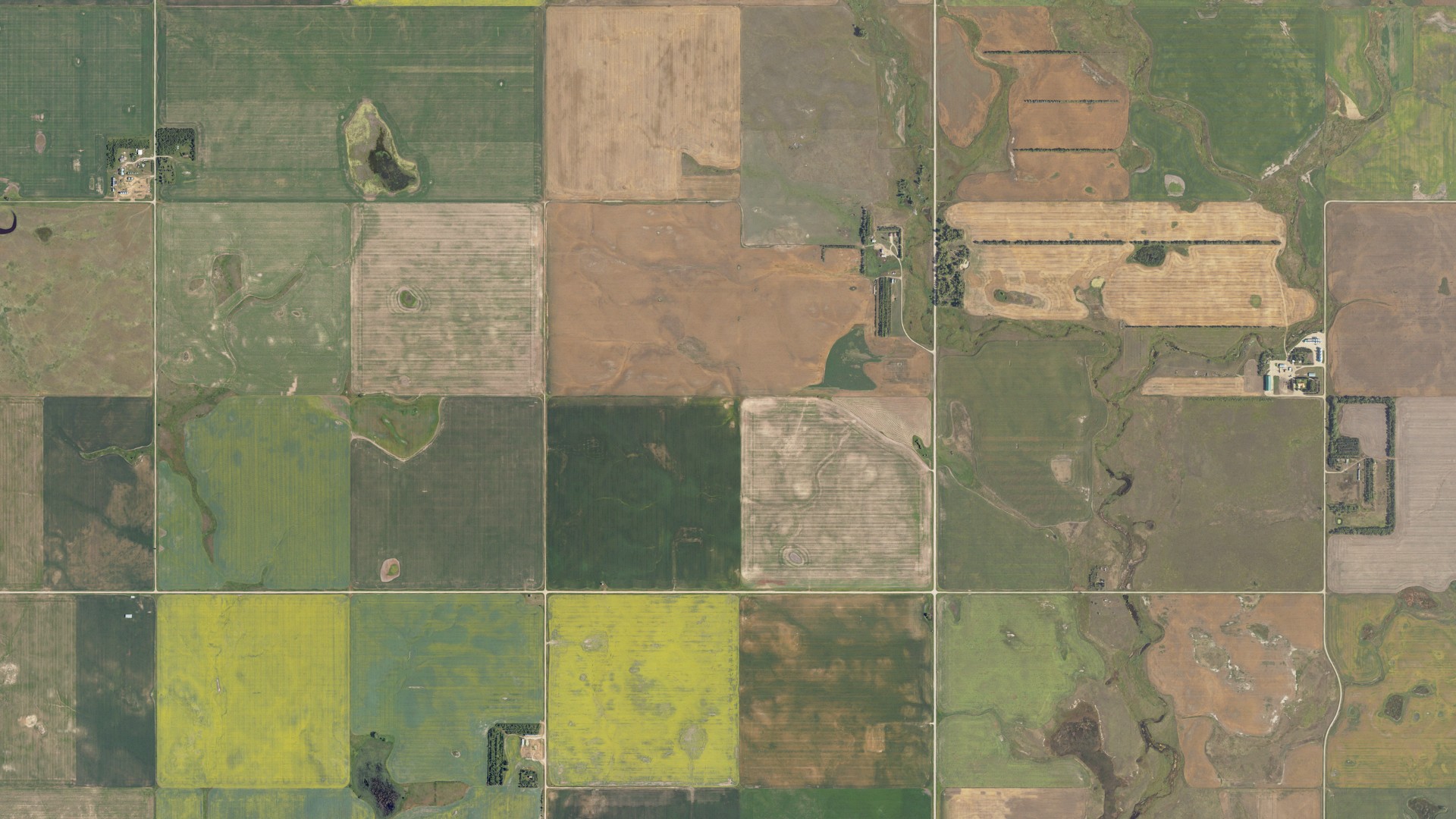 Aerial view of land around Cremerville, North Dakota