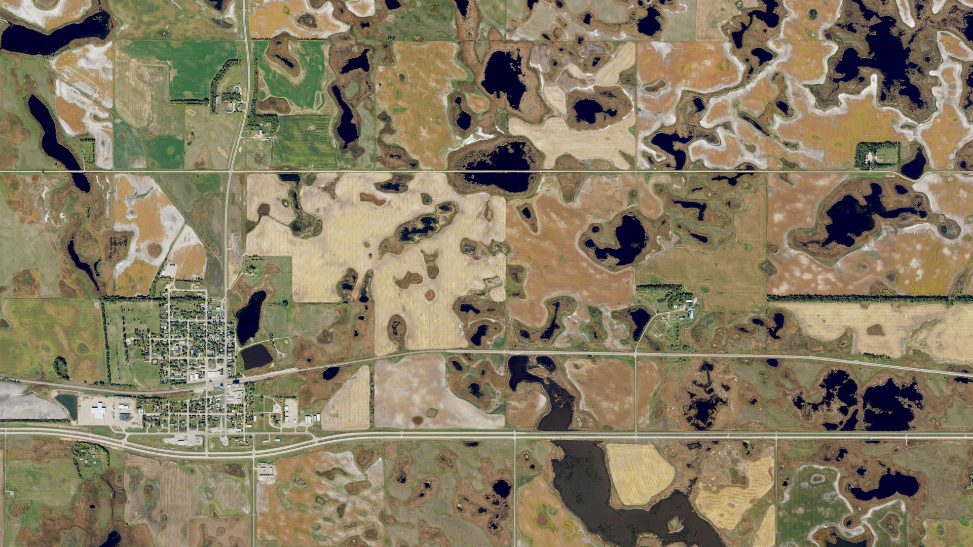 Aerial view of land around Michigan, North Dakota