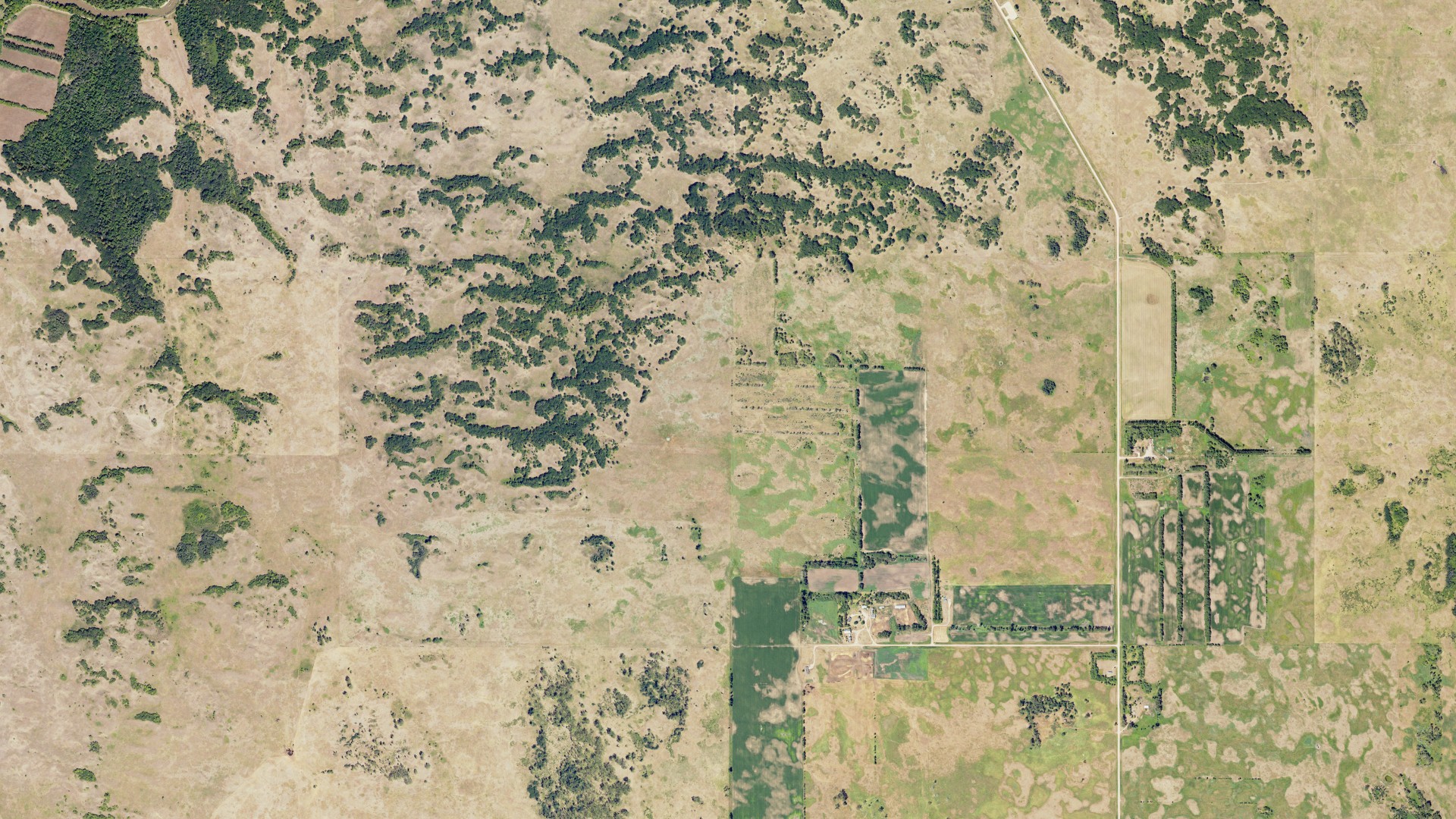 Natural-color aerial photograph of land around Sheyenne, North Dakota