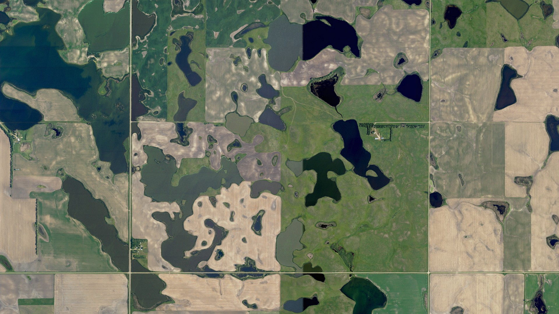 Natural-color aerial photograph of land around Stirton, North Dakota