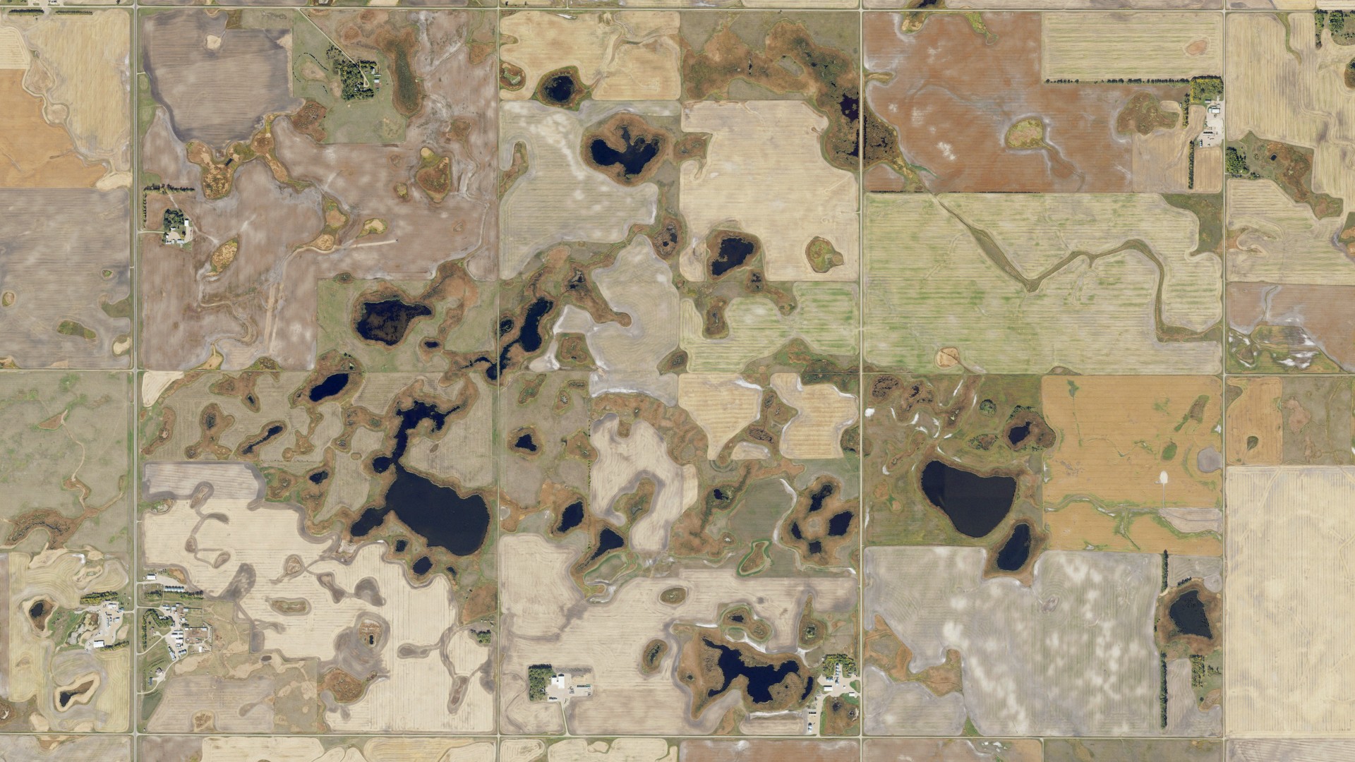 Natural-color aerial photograph of land around Latona, North Dakota