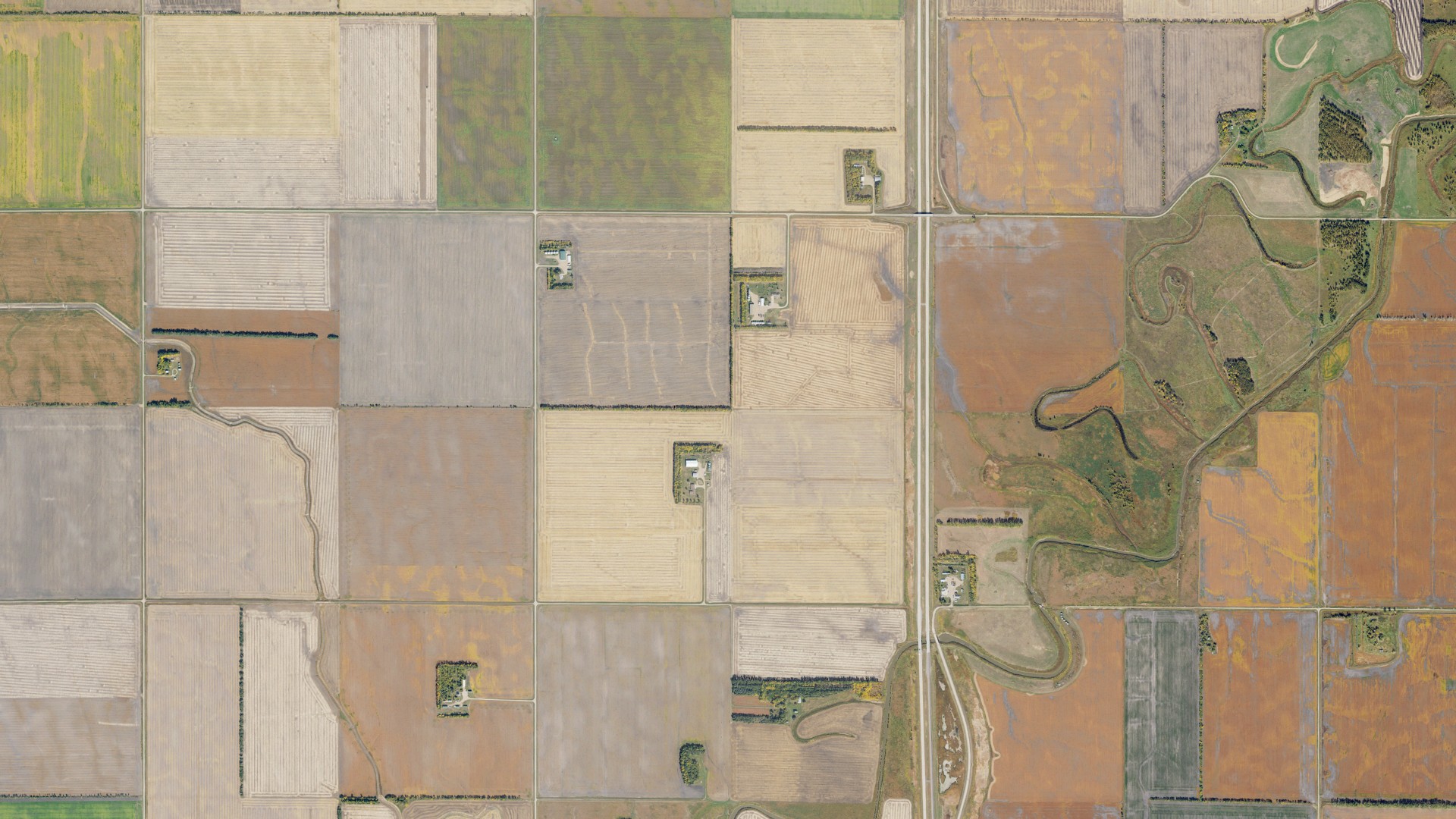Aerial view of land around Pulaski, North Dakota