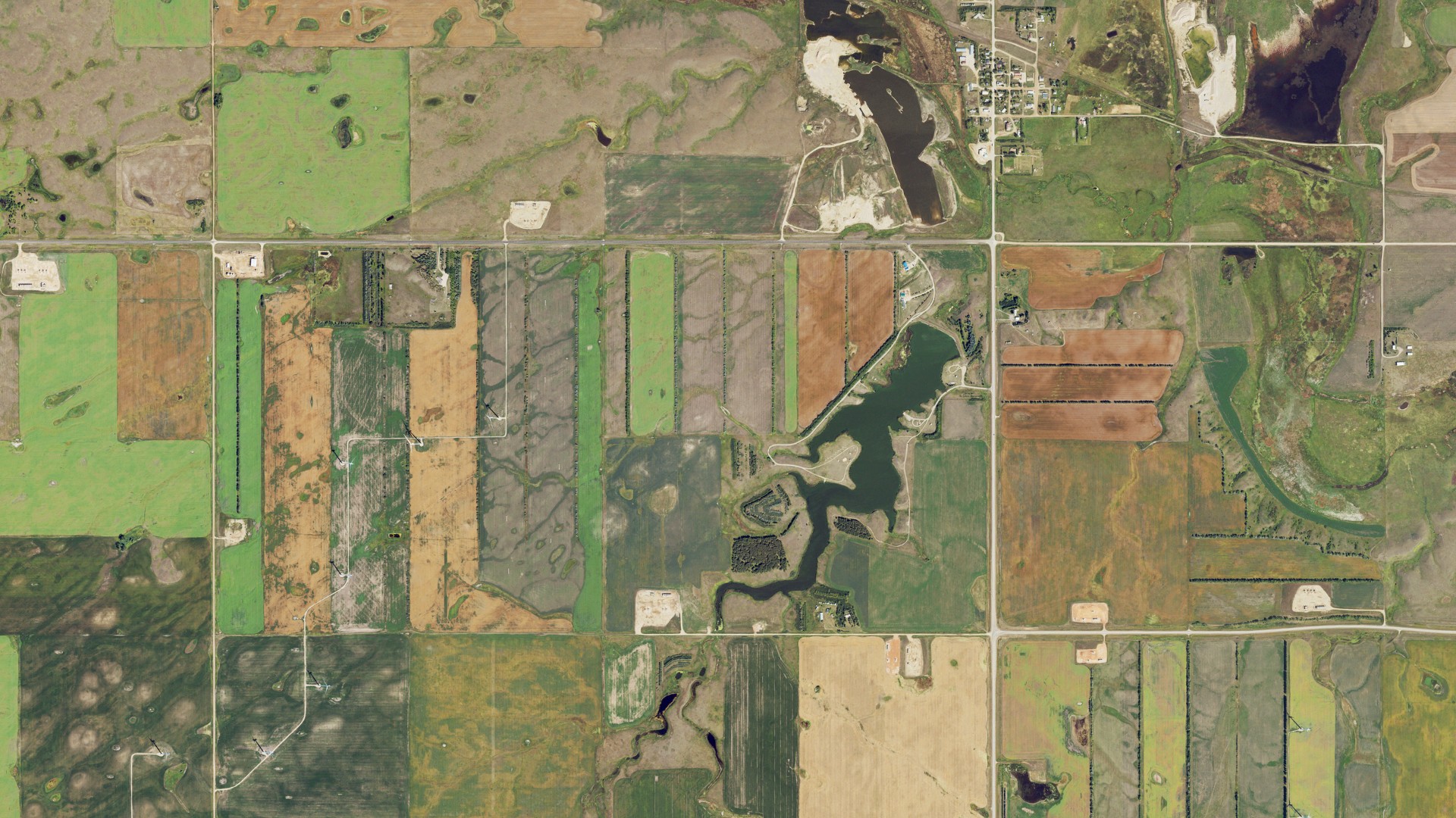 Aerial view of land around Sauk Valley, North Dakota