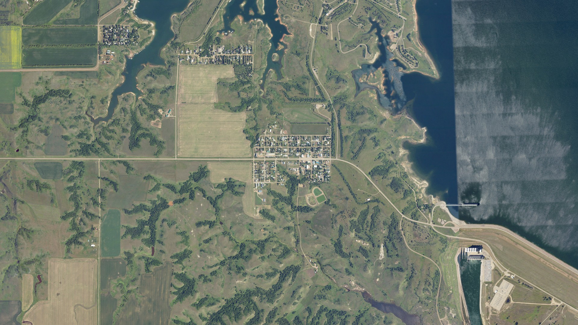Natural-color aerial photograph of land around Pick City, North Dakota