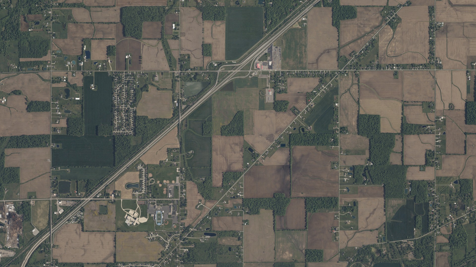 Natural-color aerial photograph of land around Bath, Ohio