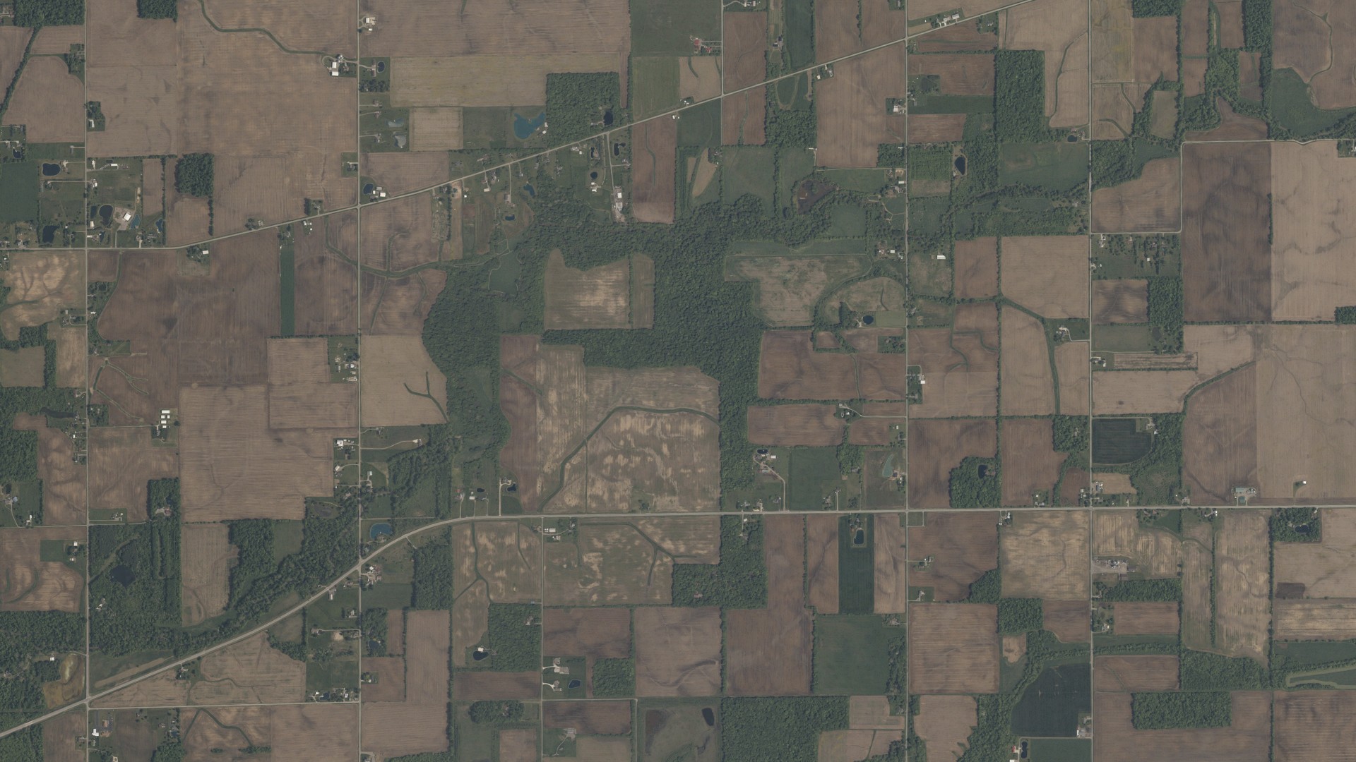 Aerial view of land around Jackson, Ohio