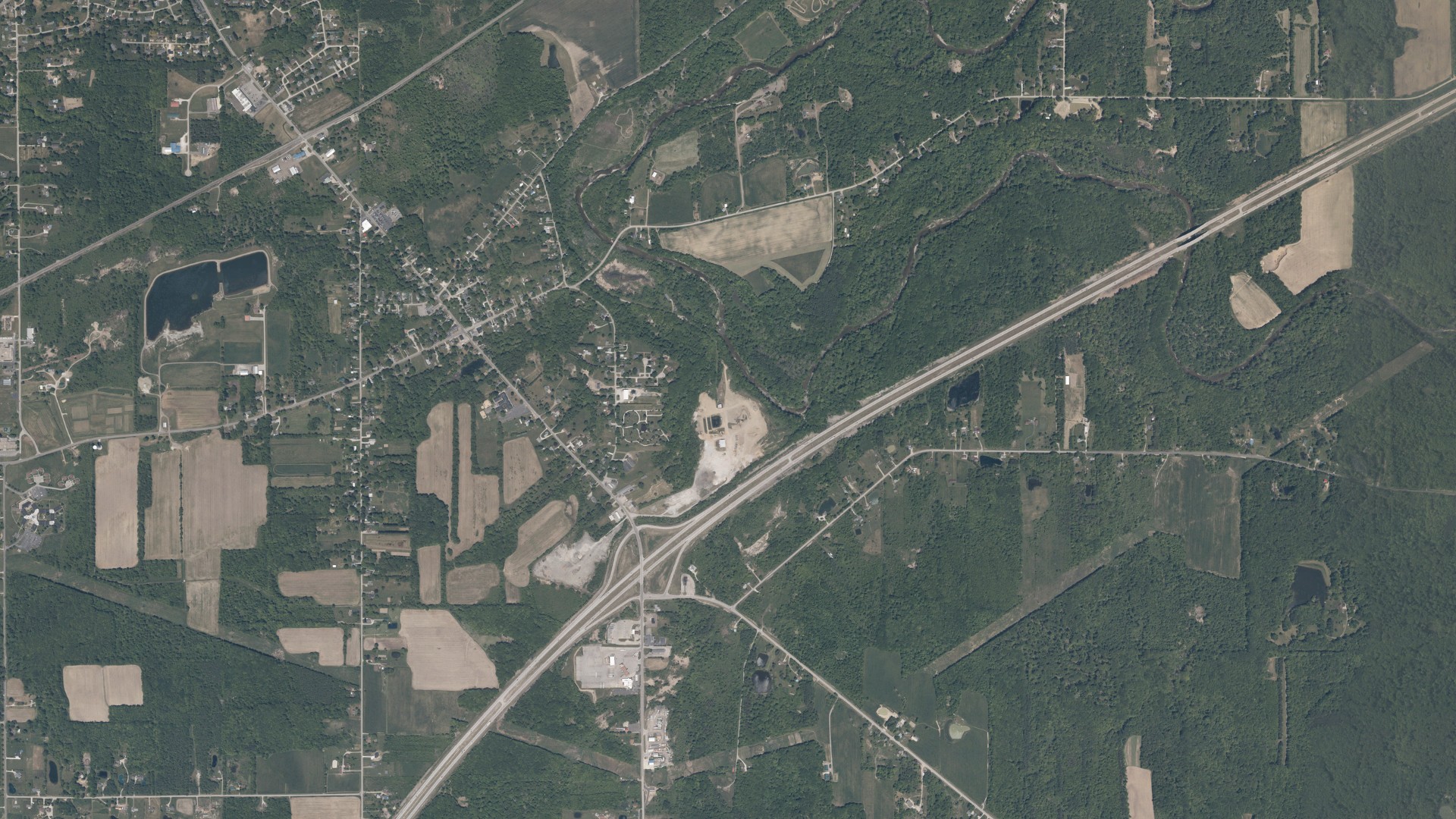 Natural-color aerial photograph of land around Kingsville, Ohio