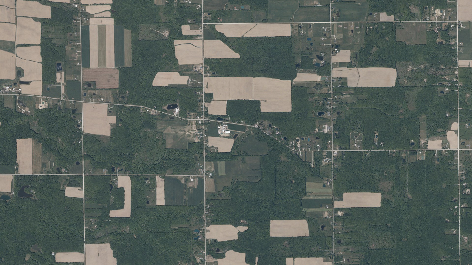 Natural-color aerial photograph of land around Lenox, Ohio