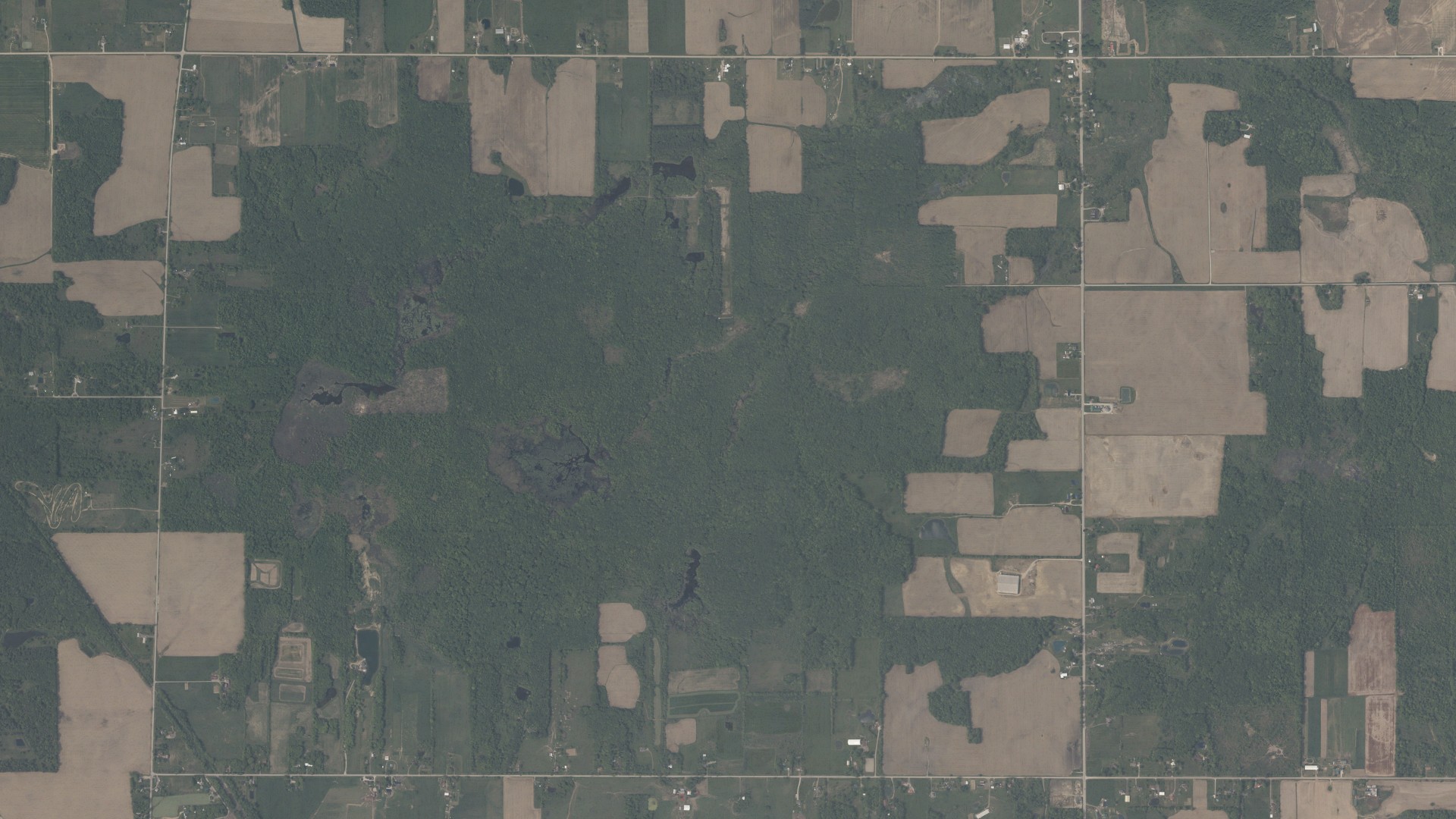 Aerial view of land around Richmond, Ohio