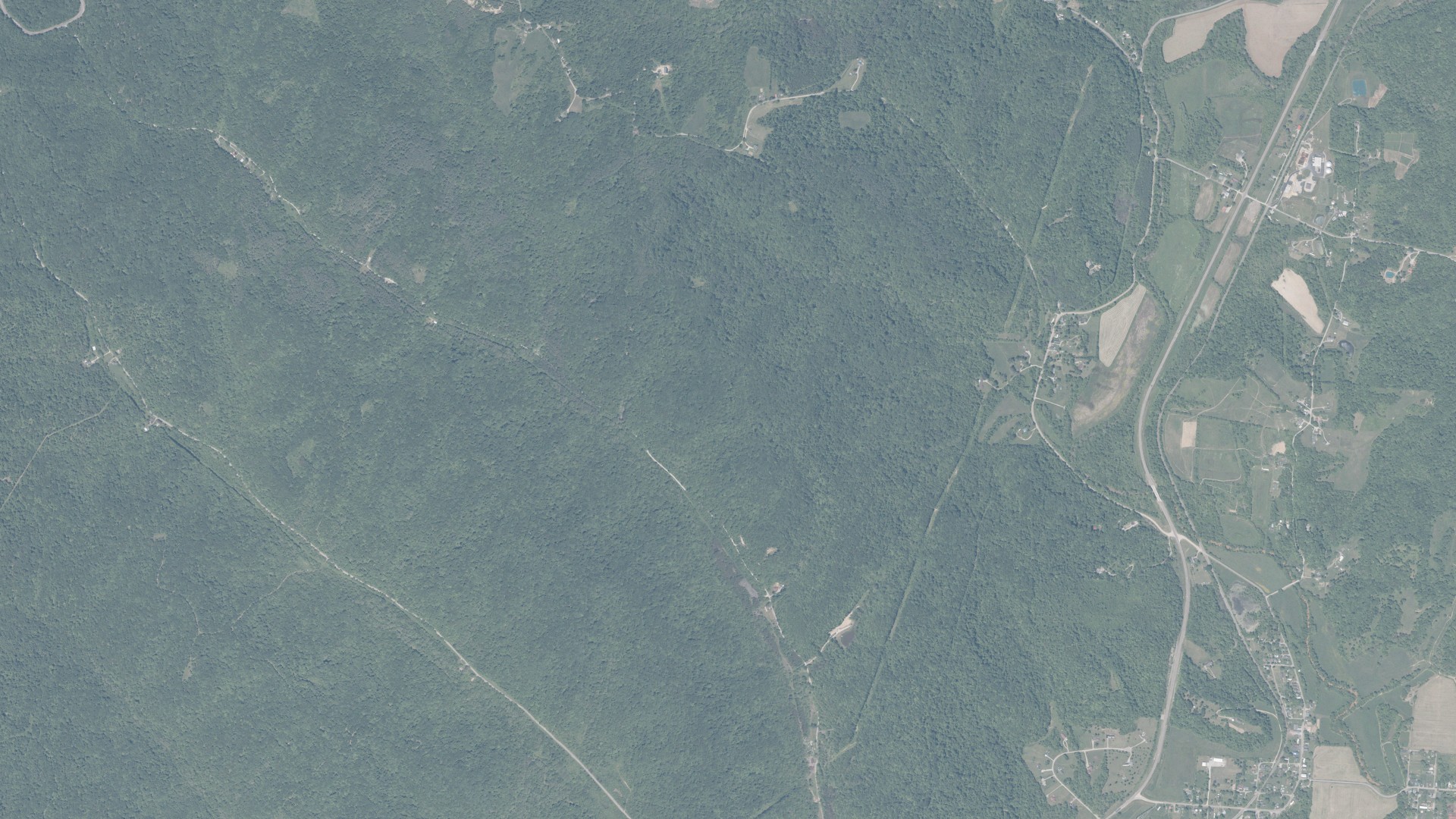 Natural-color aerial photograph of land around Dover, Ohio