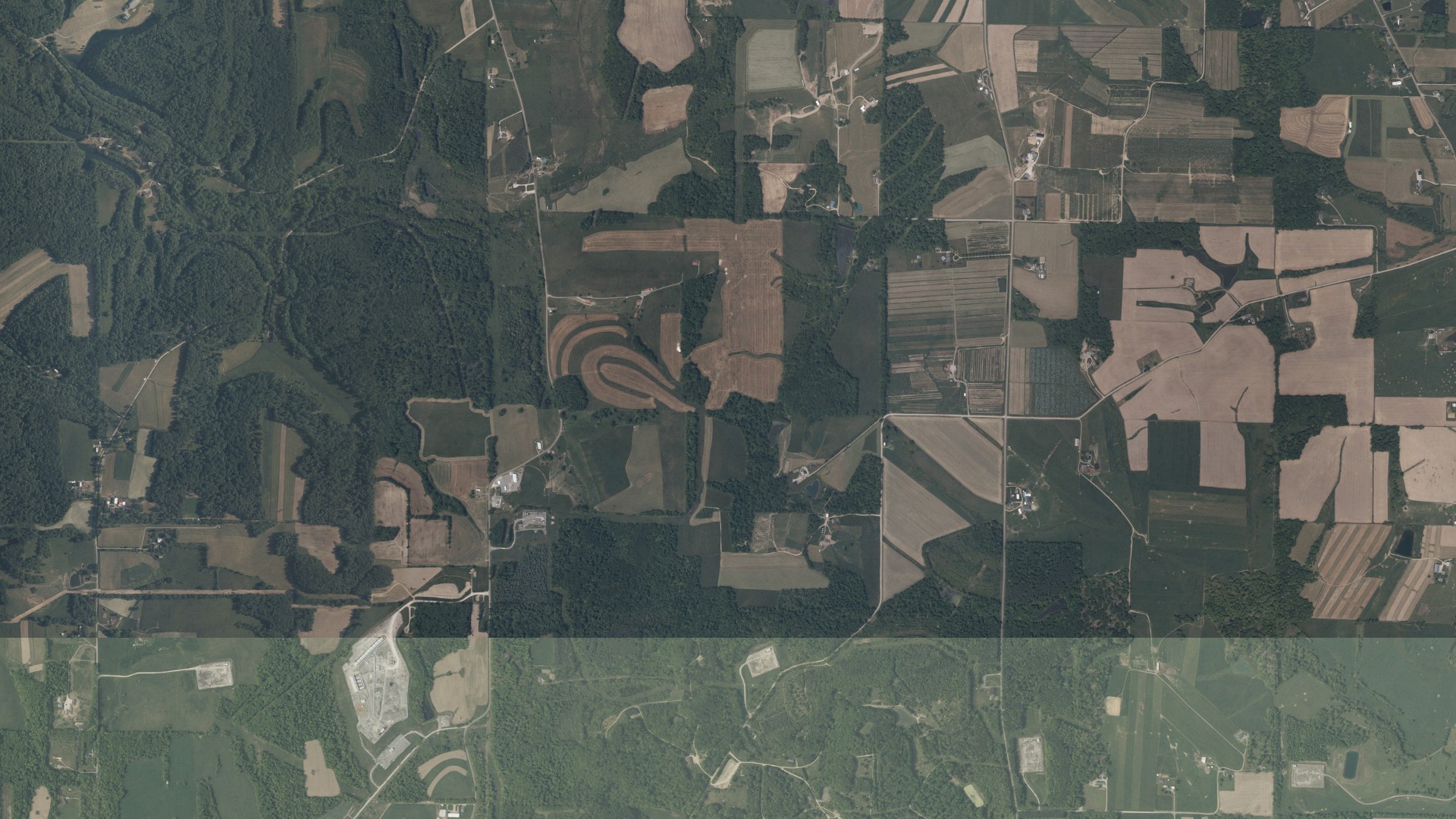 Natural-color aerial photograph of land around East, Ohio