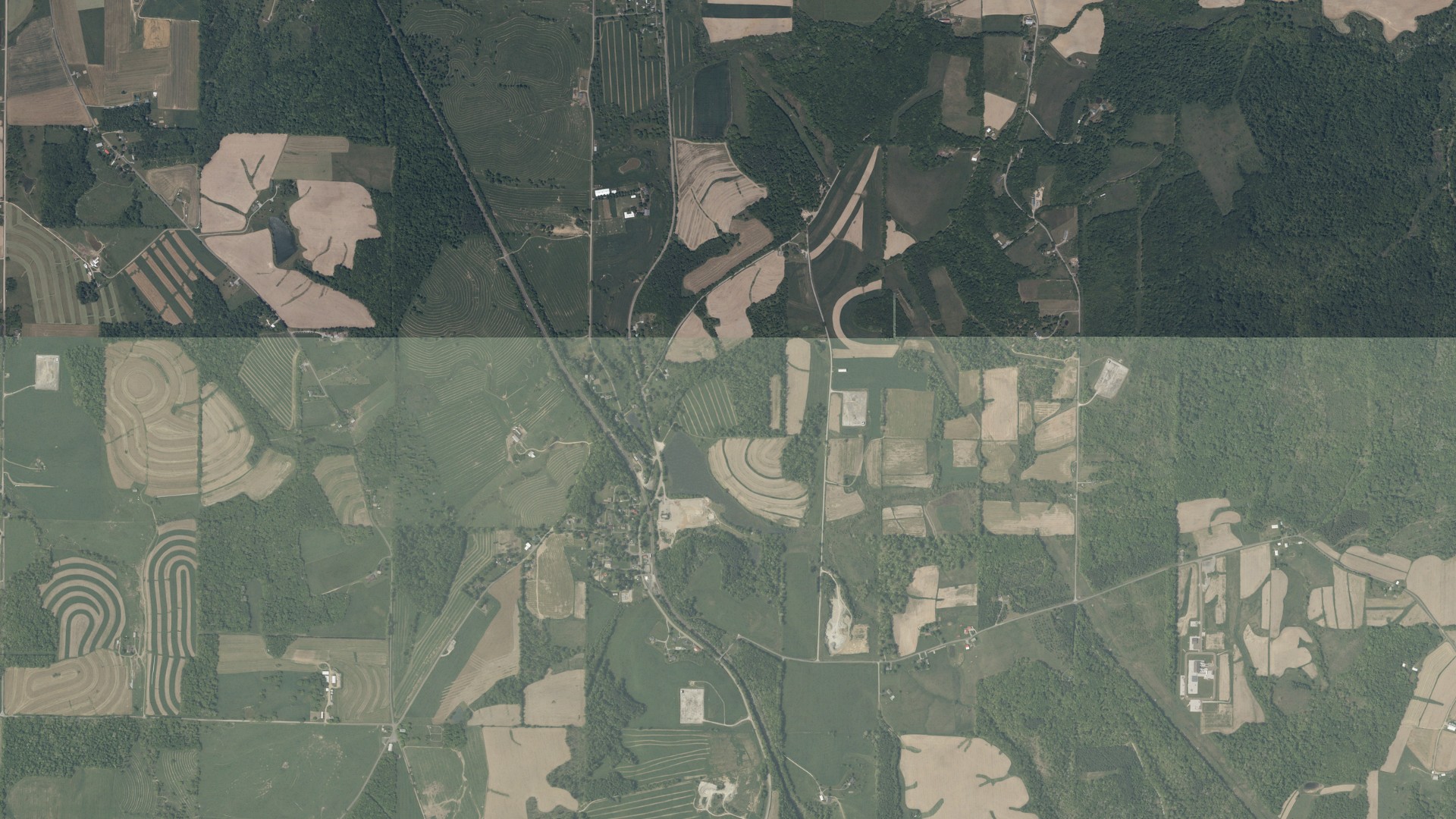 Natural-color aerial photograph of land around Franklin, Ohio