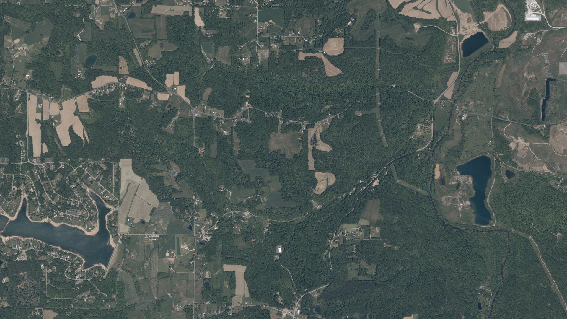 Aerial view of land around Middleton, Ohio