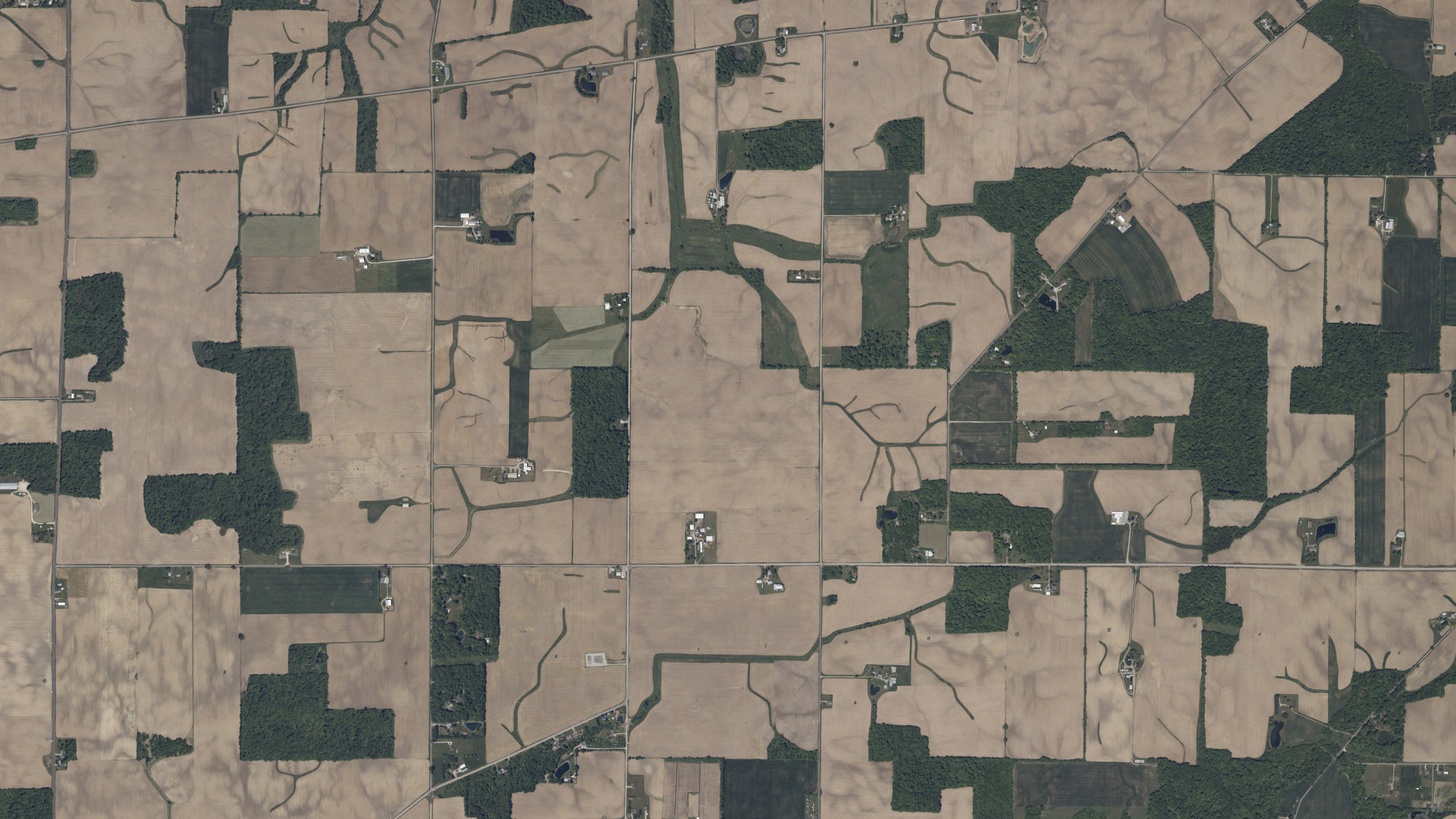 Aerial view of land around Sandusky, Ohio