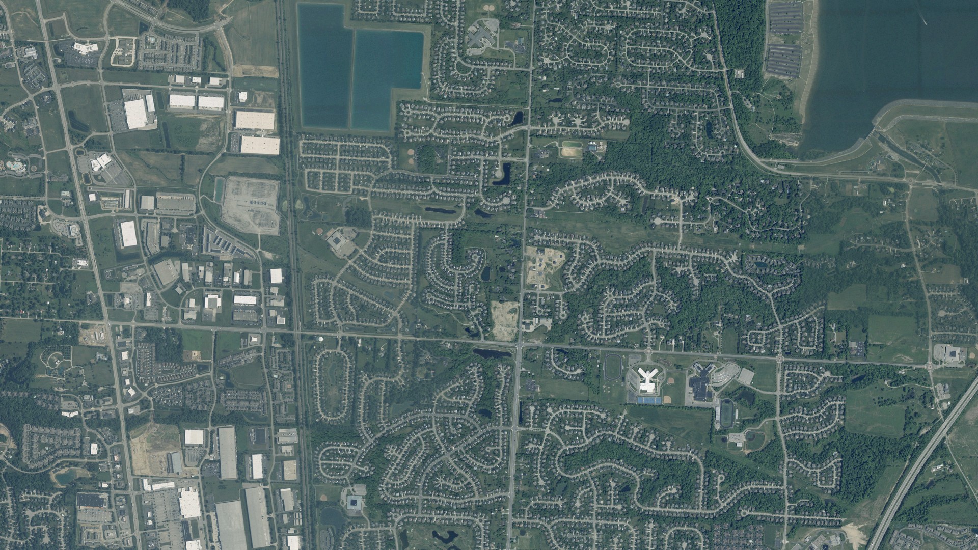 Natural-color aerial photograph of land around Orange, Ohio