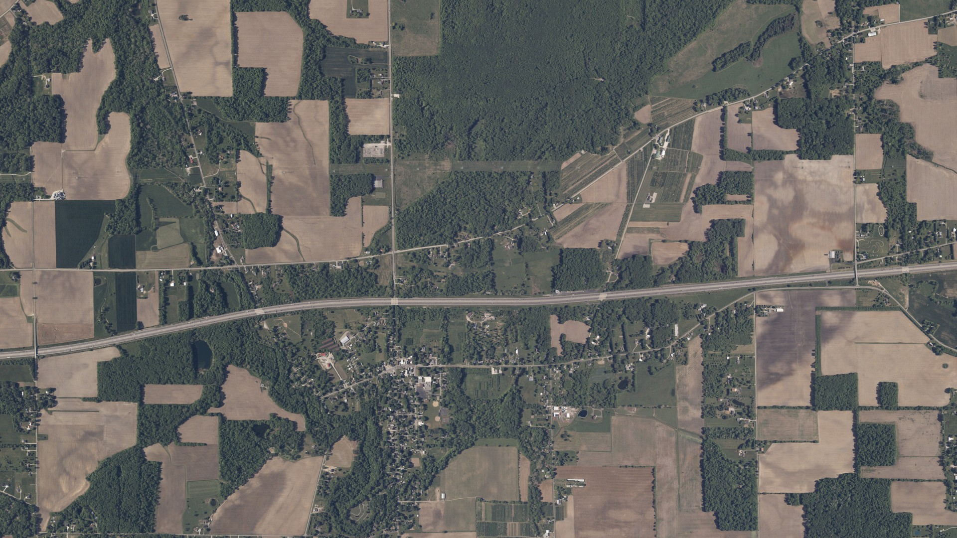 Aerial view of land around Berlin, Ohio