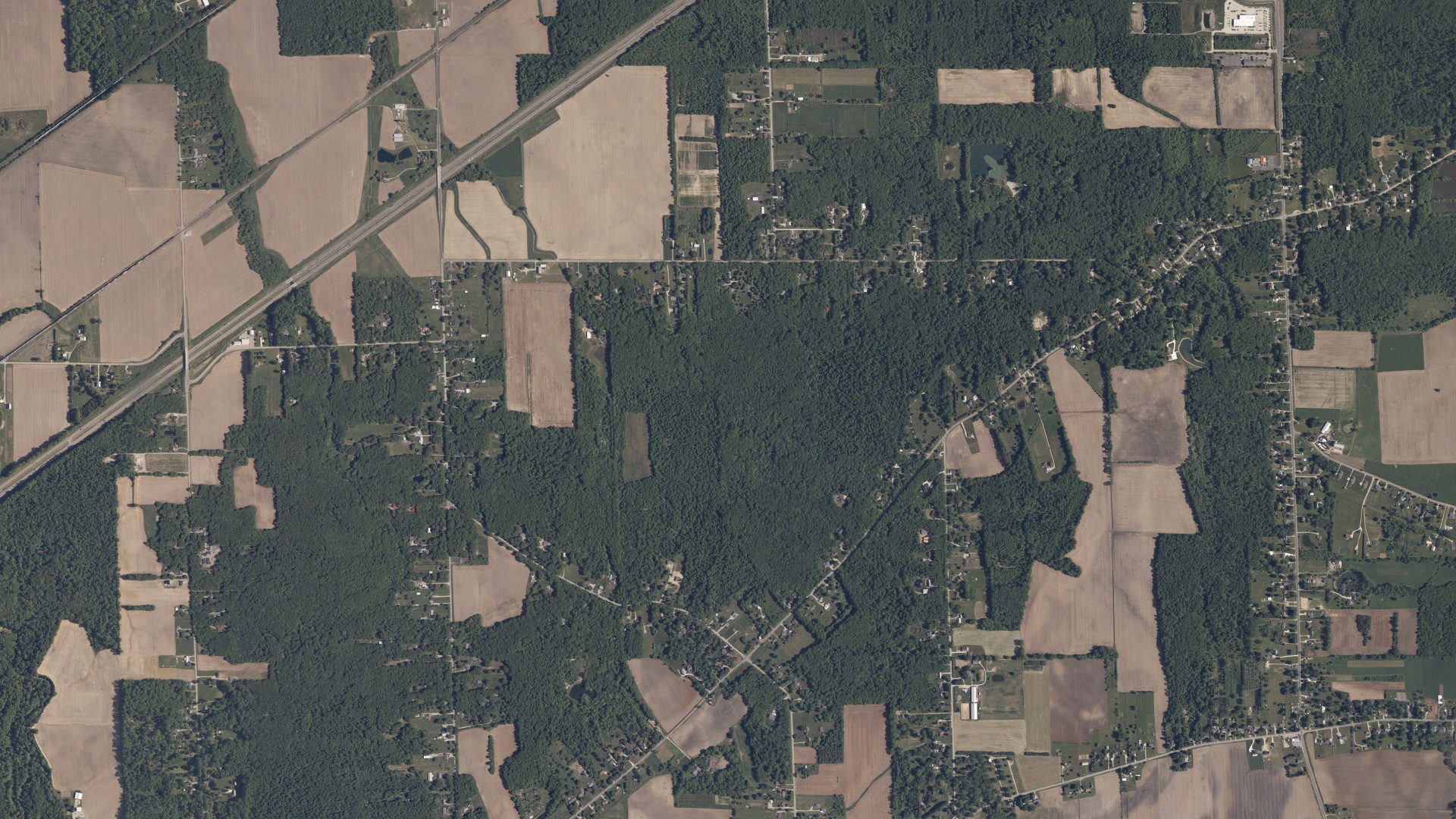 Aerial view of land around Vermilion, Ohio