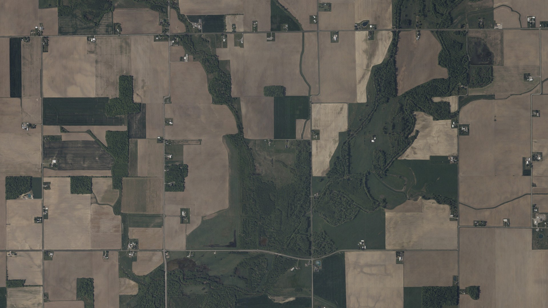 Aerial view of land around Franklin, Ohio