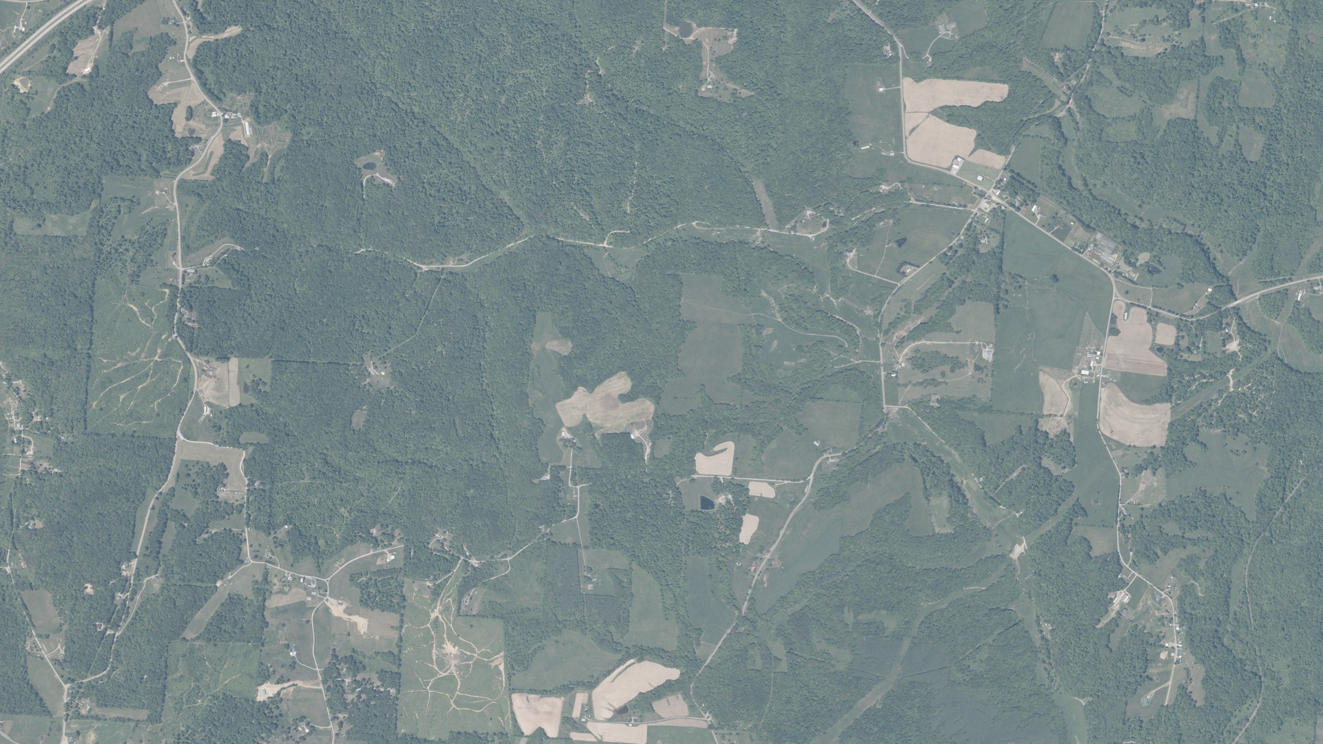 Natural-color aerial photograph of land around Columbia, Ohio