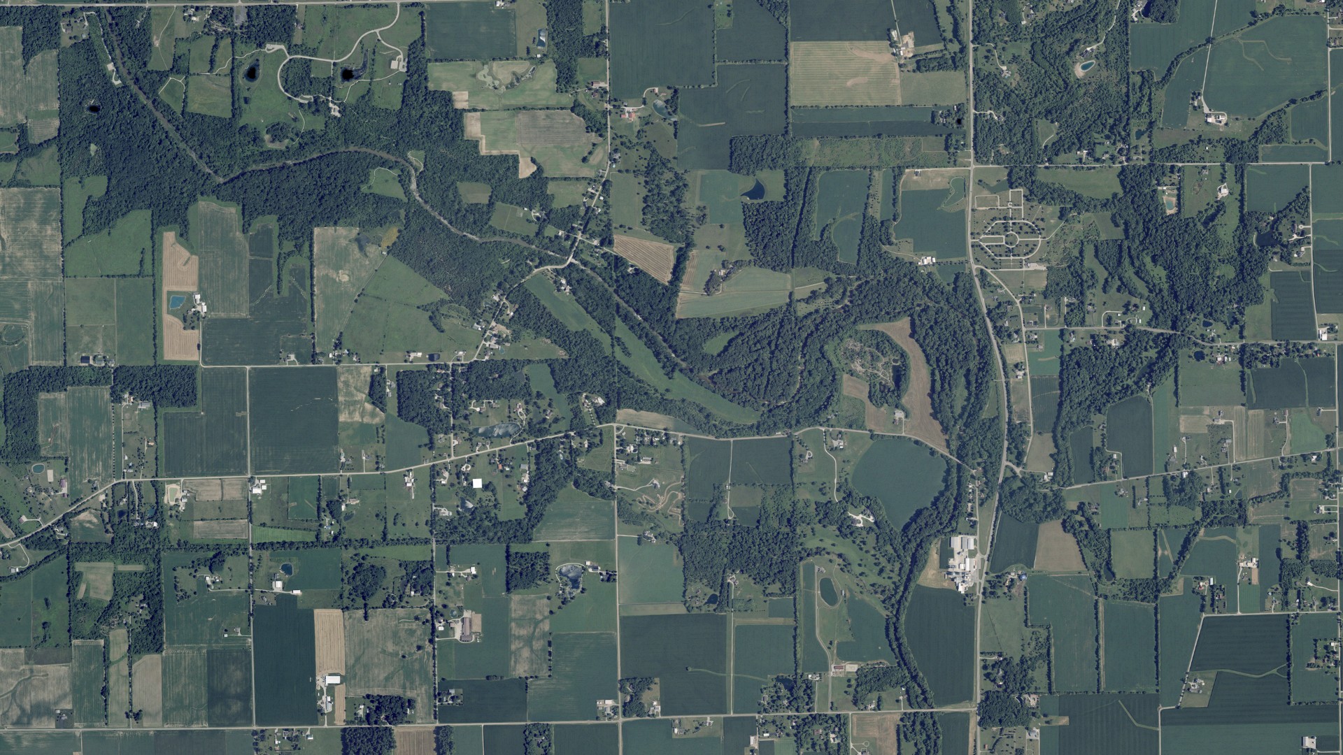 Natural-color aerial photograph of land around Newberry, Ohio