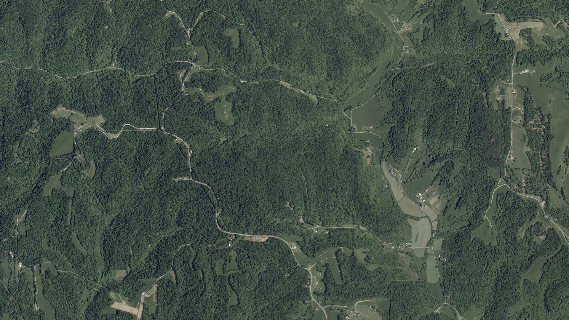 Aerial view of land around Franklin, Ohio