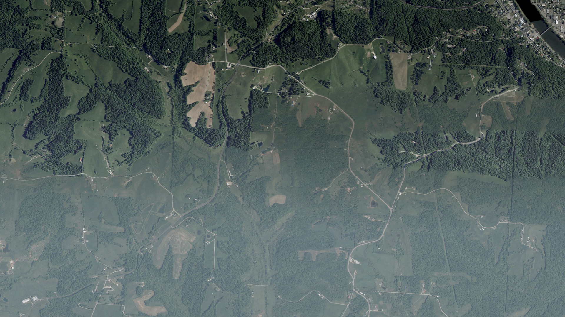 Natural-color aerial photograph of land around Malta, Ohio