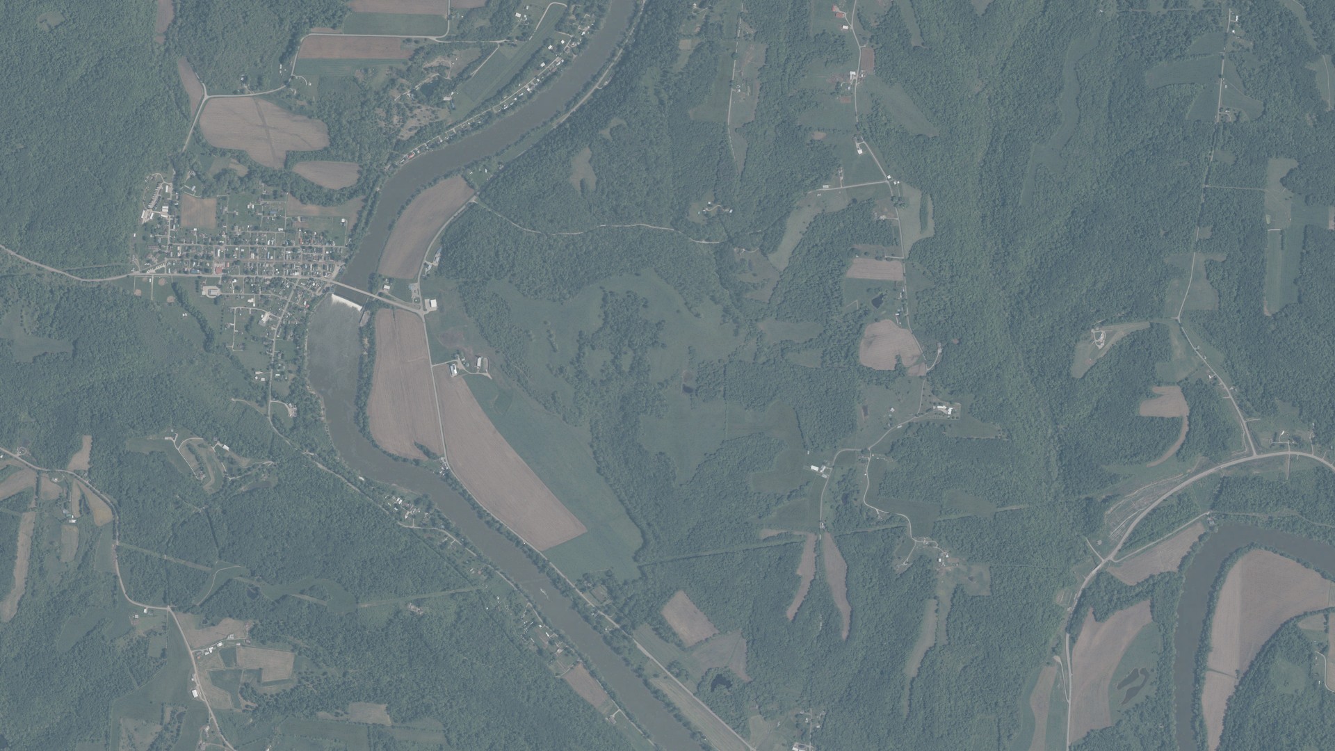 Natural-color aerial photograph of land around Windsor, Ohio