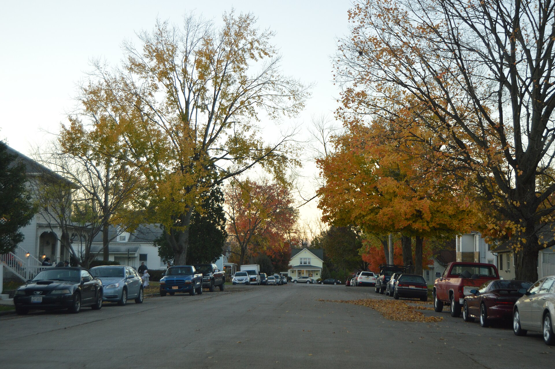 Street scene in Carroll, Ohio
