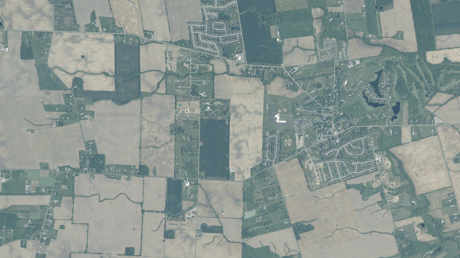 Natural-color aerial photograph of land around Scioto, Ohio