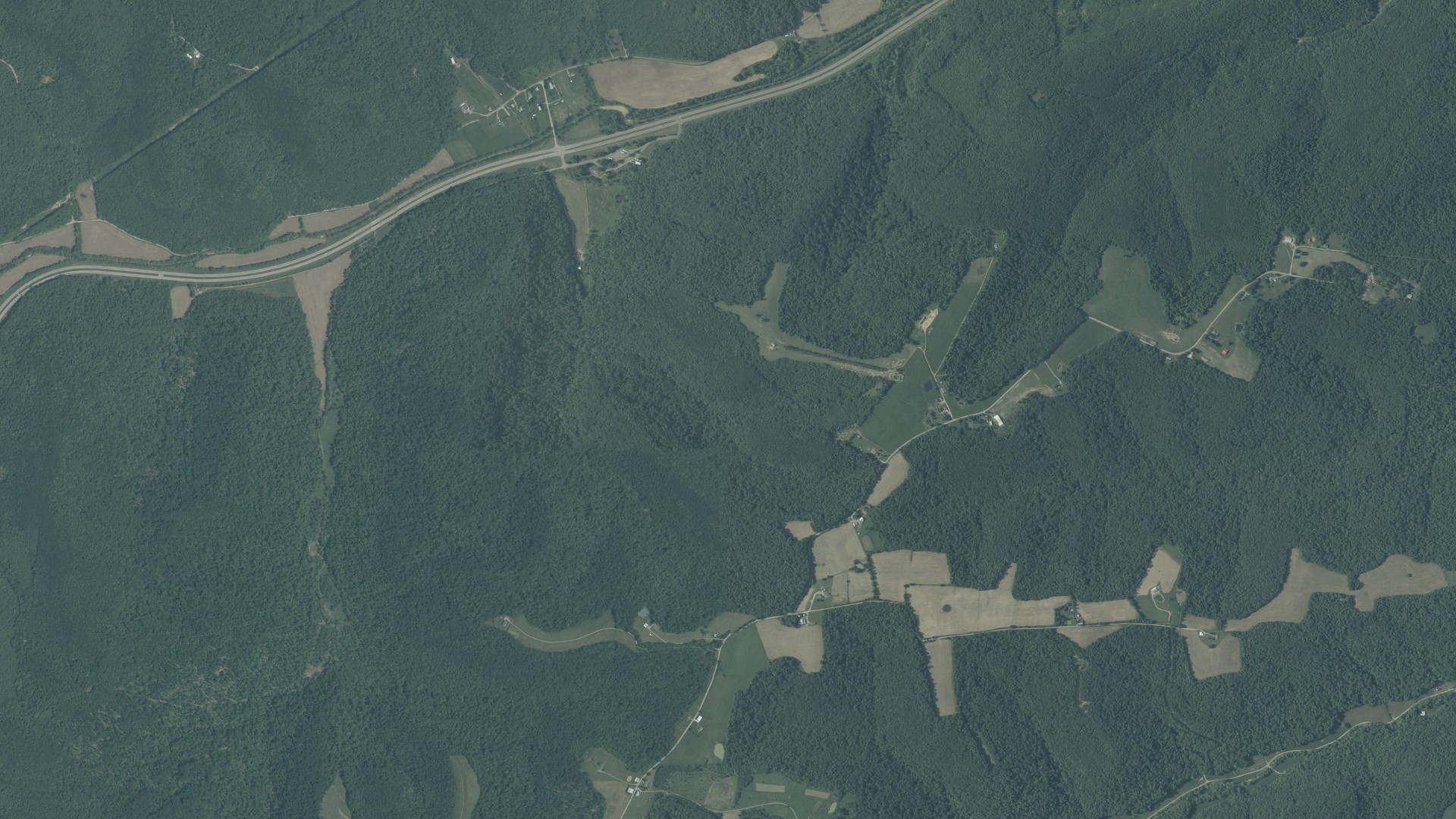 Natural-color aerial photograph of land around Sunfish, Ohio