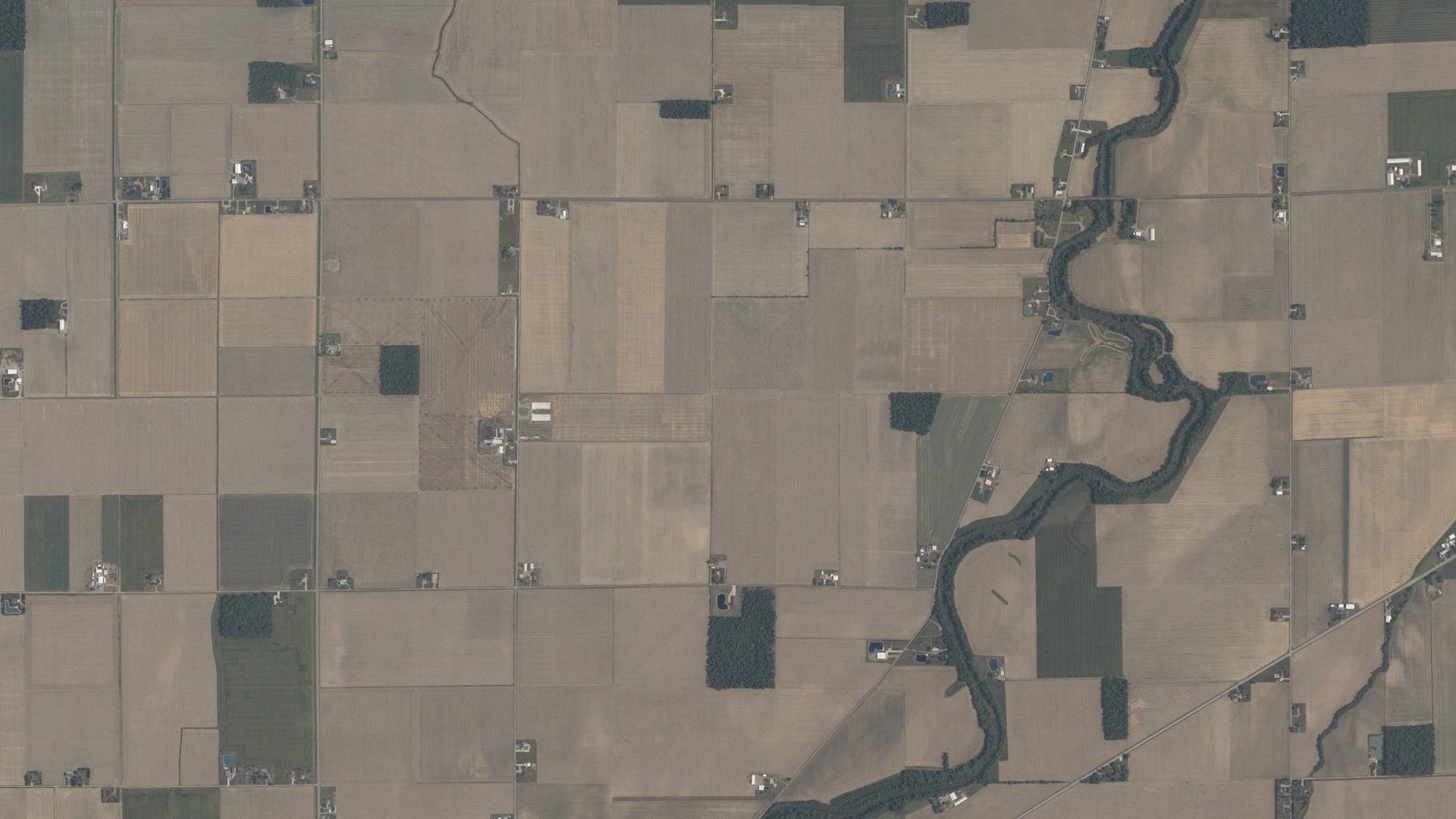 Natural-color aerial photograph of land around Jackson, Ohio