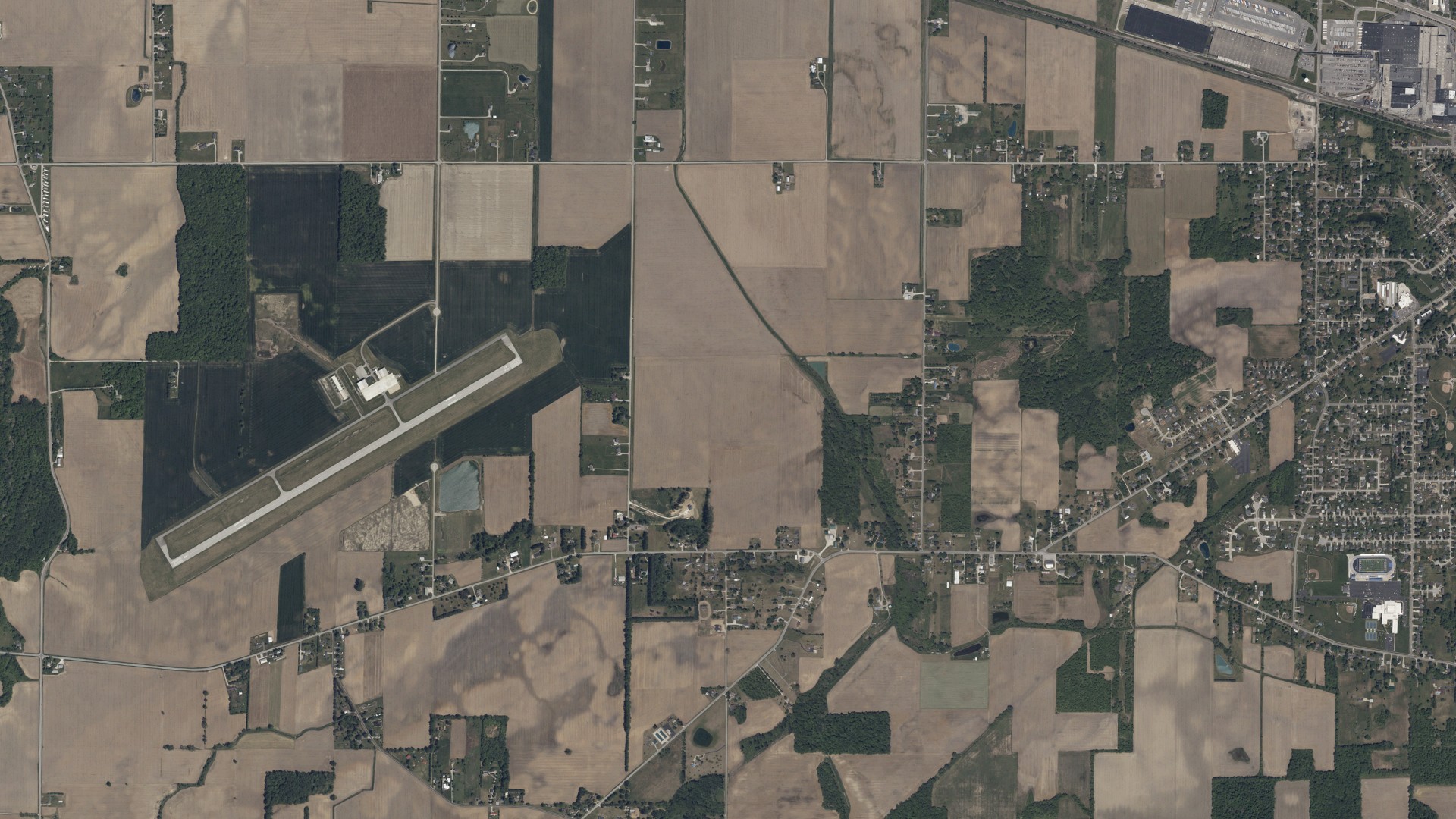 Aerial view of land around Green Creek, Ohio