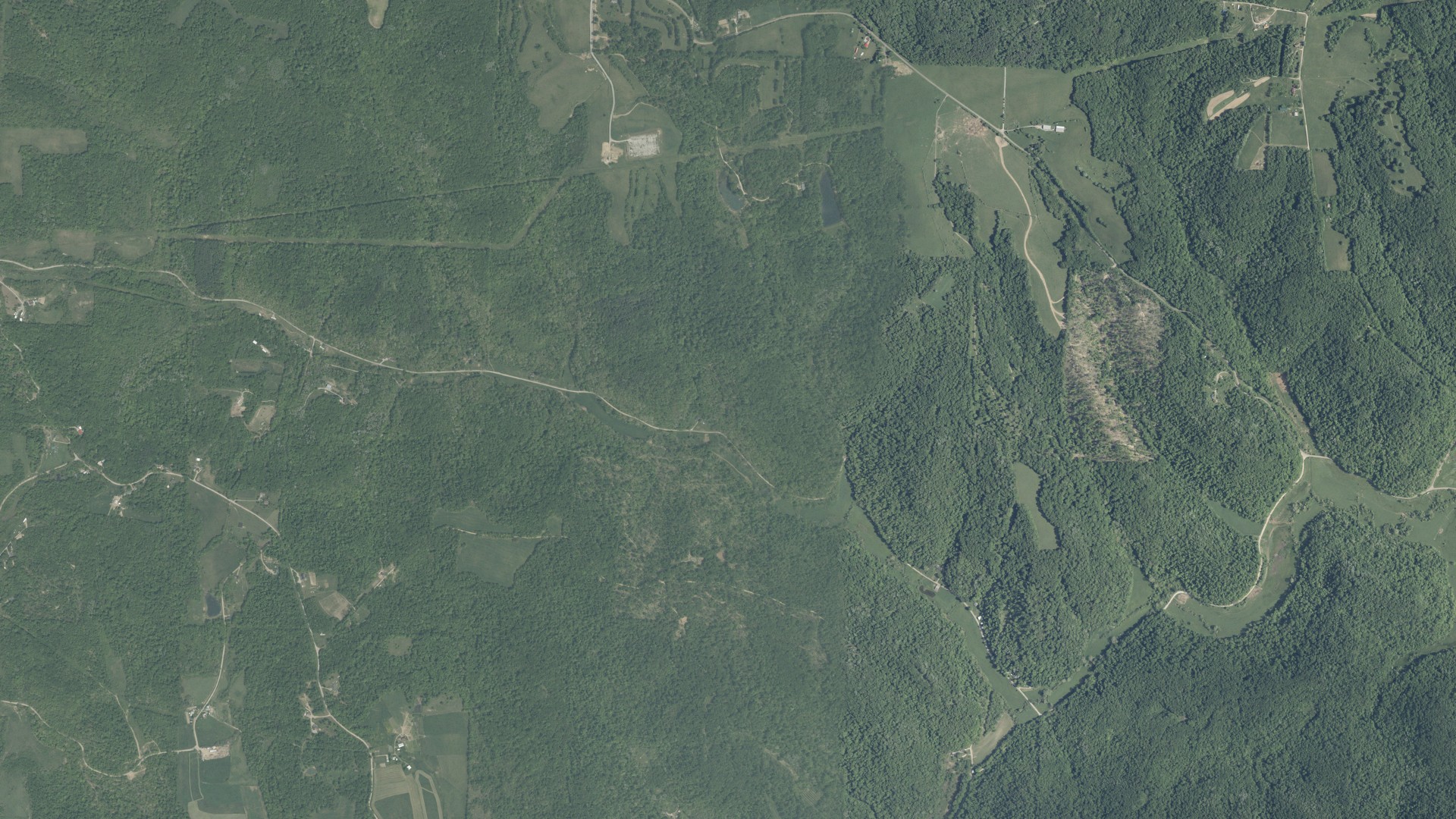 Natural-color aerial photograph of land around Perry, Ohio