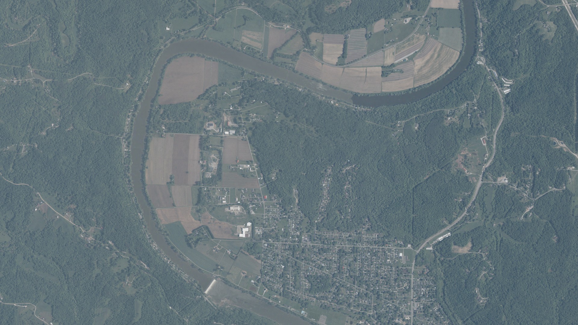 Aerial view of land around Muskingum, Ohio