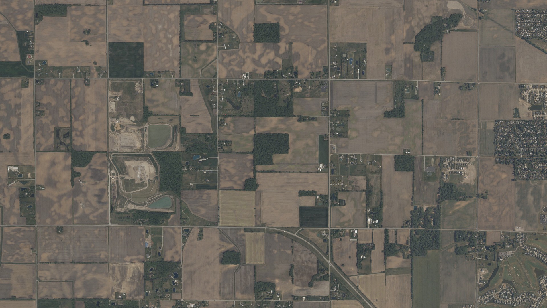Natural-color aerial photograph of land around Plain, Ohio